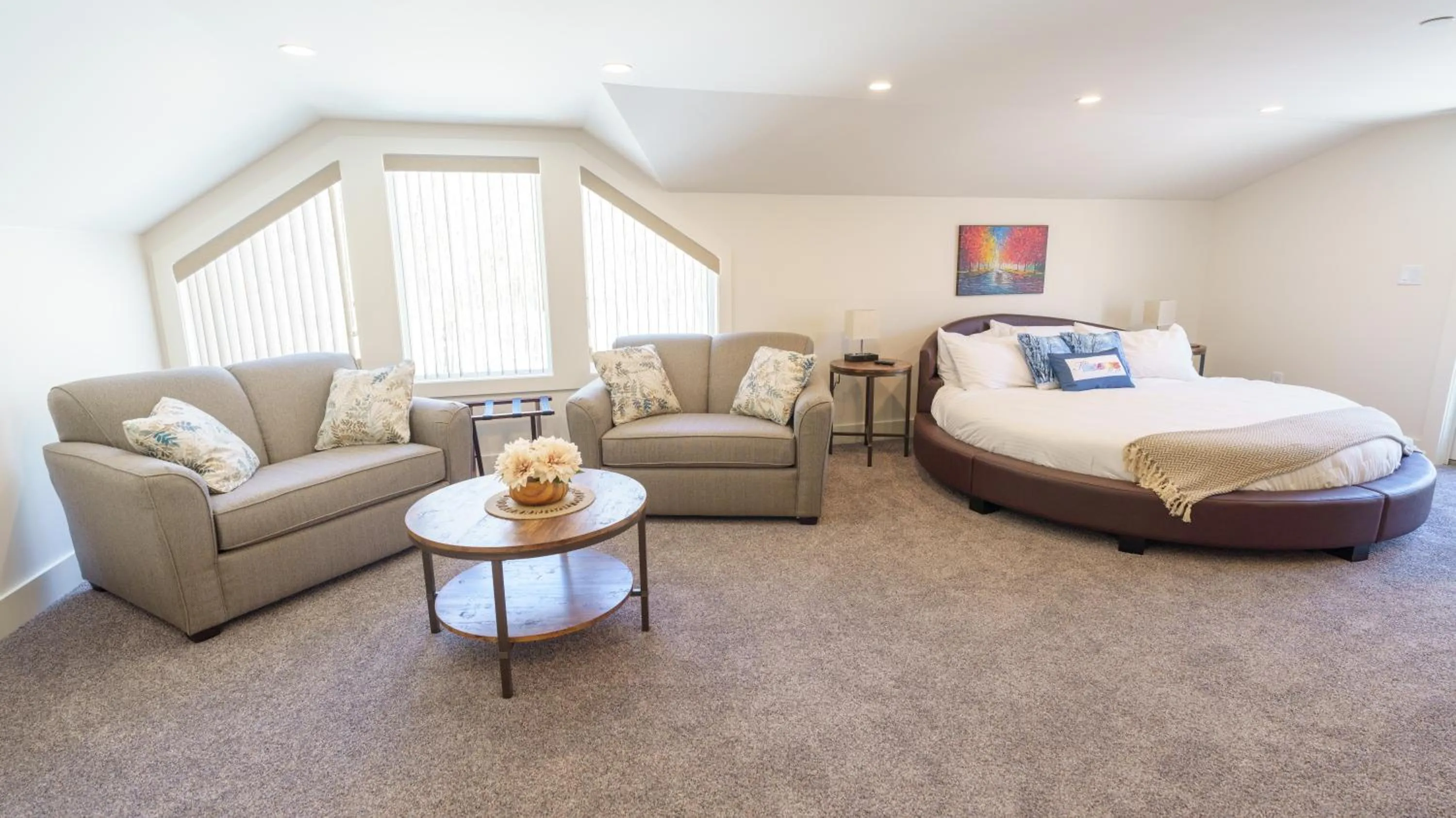 Bed in Four Seasons For Fun Bed & Breakfast