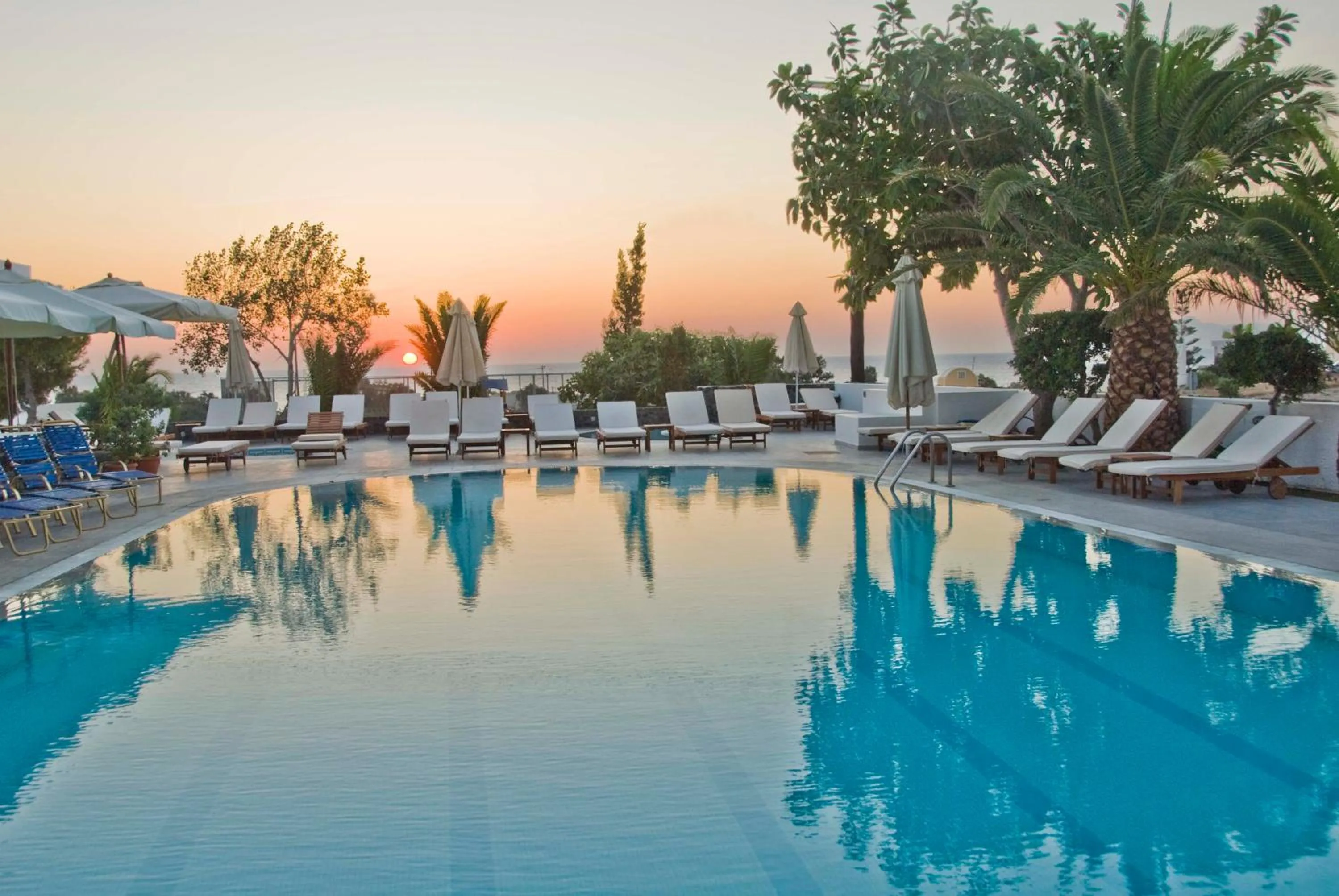 Swimming pool in Makarios Hotel