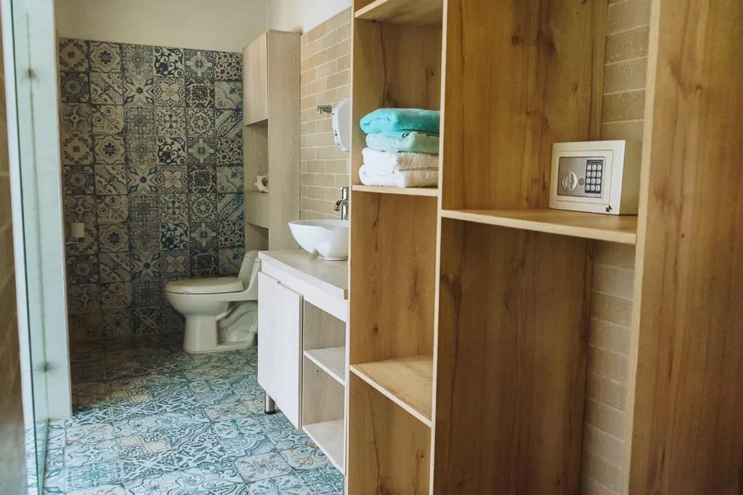 Shower in Palmarito Beach Hotel