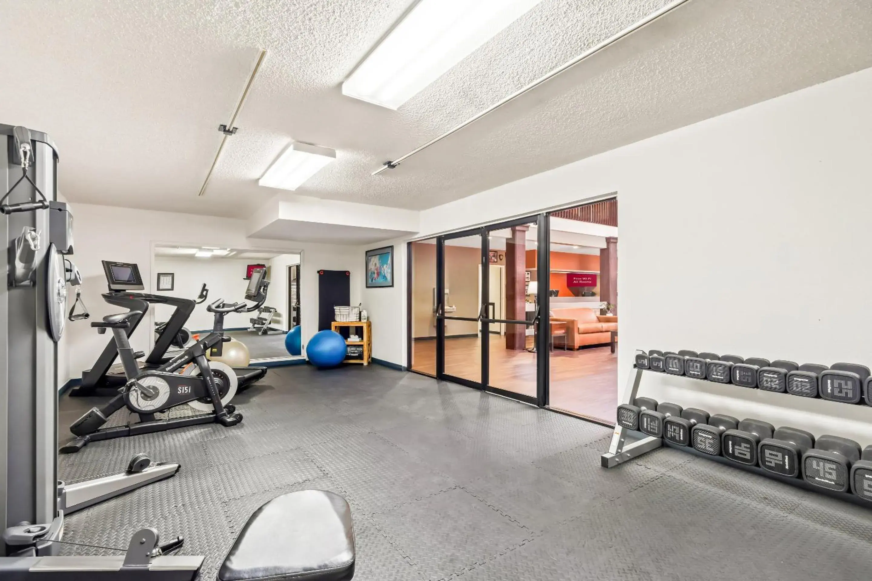Fitness centre/facilities in Red Roof Inn Ridgecrest Fitness centre/facilities in Red Roof Inn Ridgecrest