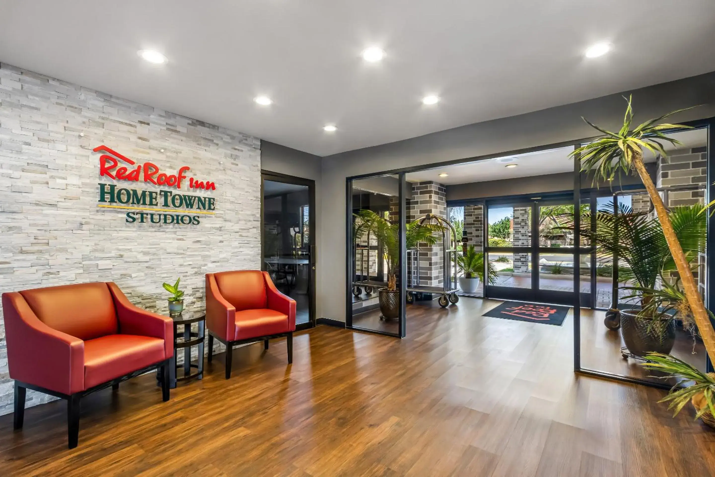 Lobby or reception in Red Roof Inn Ridgecrest Lobby or reception in Red Roof Inn Ridgecrest