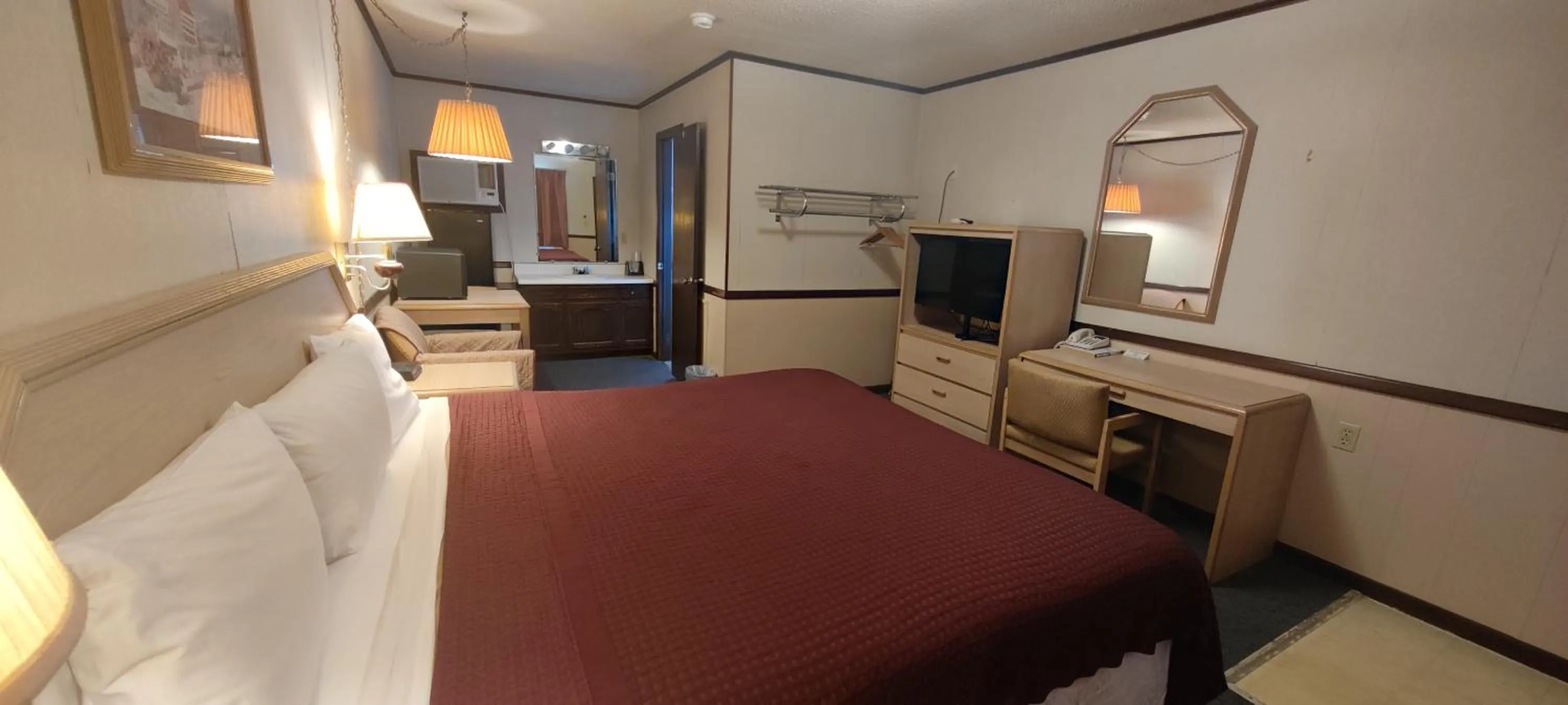 Bed in Twin Pine Motel