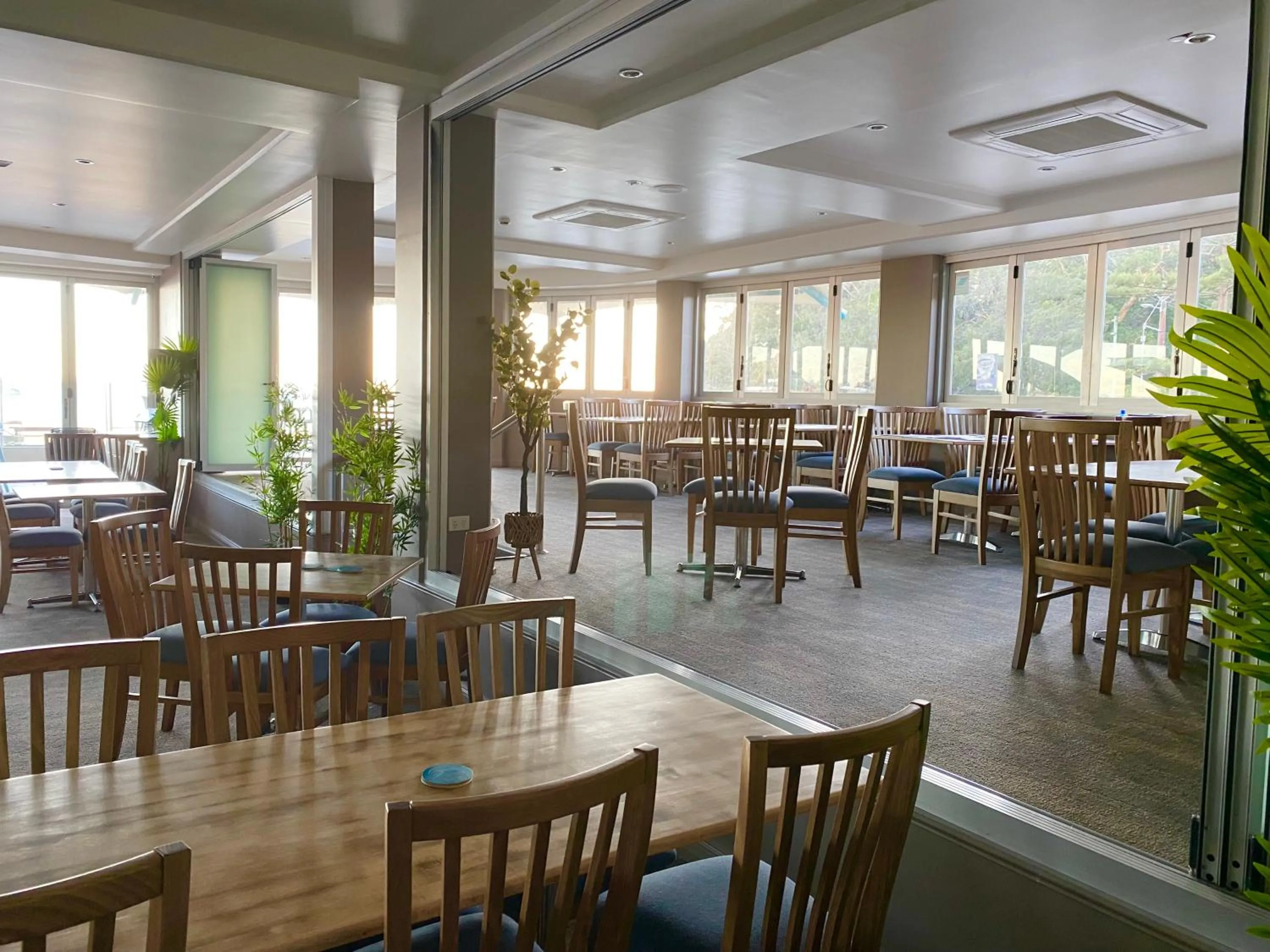 Restaurant/places to eat in The Dorsal Boutique Hotel