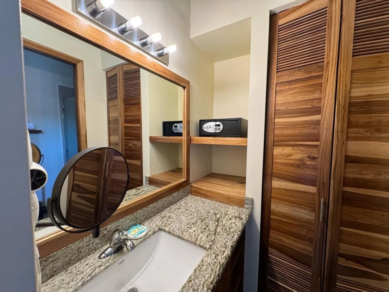 Bathroom in Brisa Oceano Resort