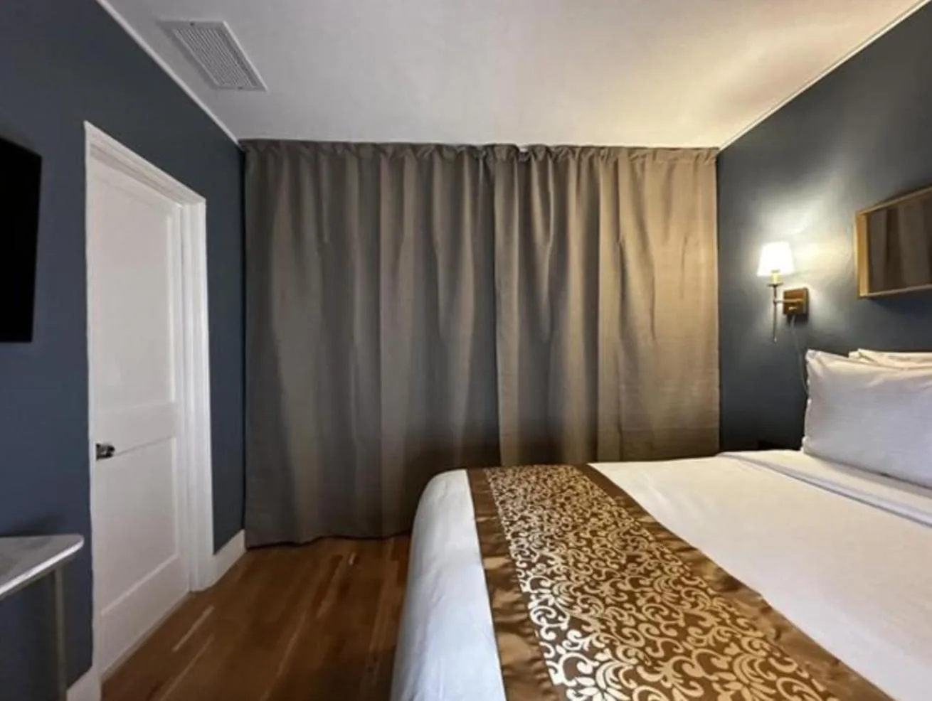 Bed in Hotel TB Downtown Miami