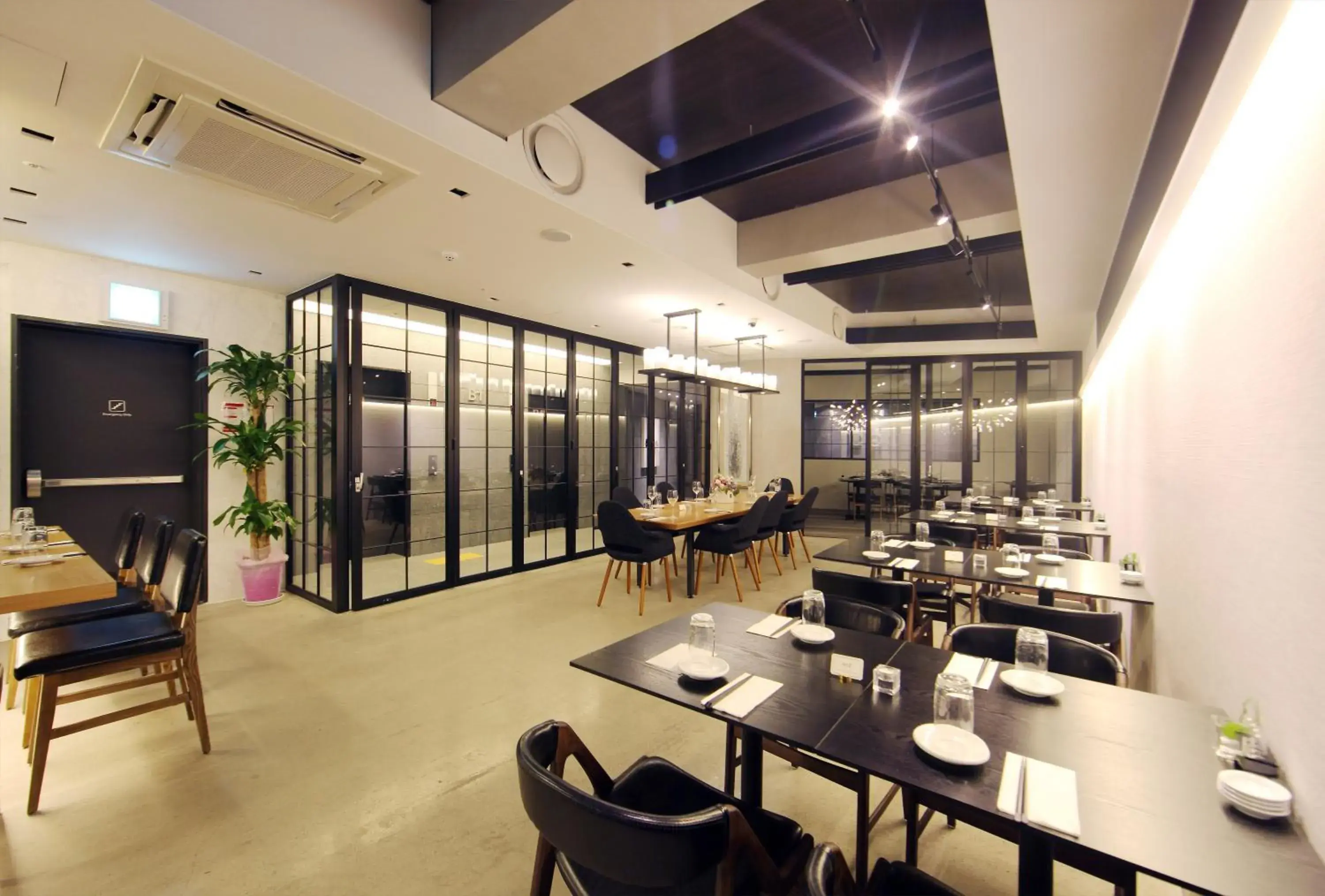 Restaurant/places to eat in StayB Hotel Myeongdong Restaurant/places to eat in StayB Hotel Myeongdong