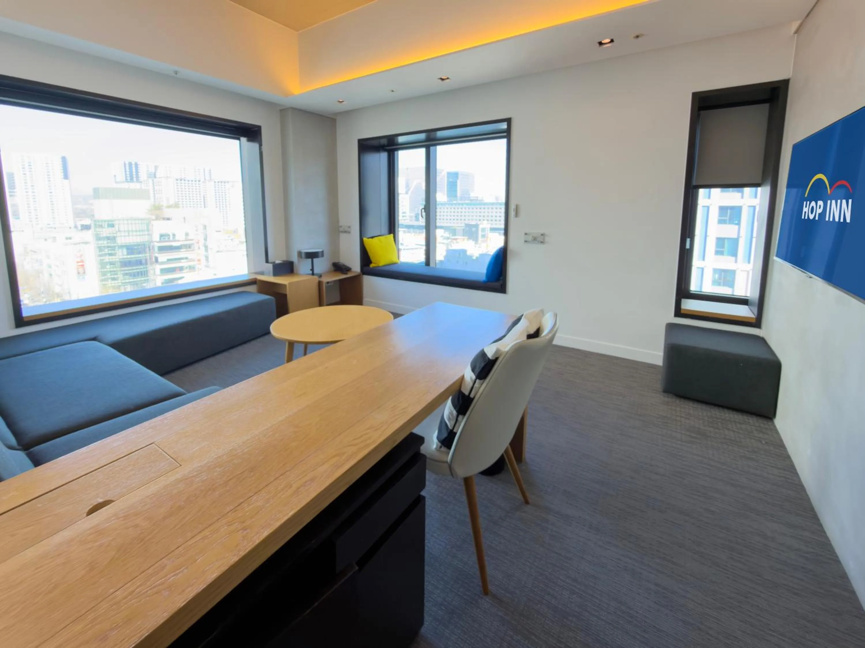 Living room in Hop Inn Seoul Myeongdong