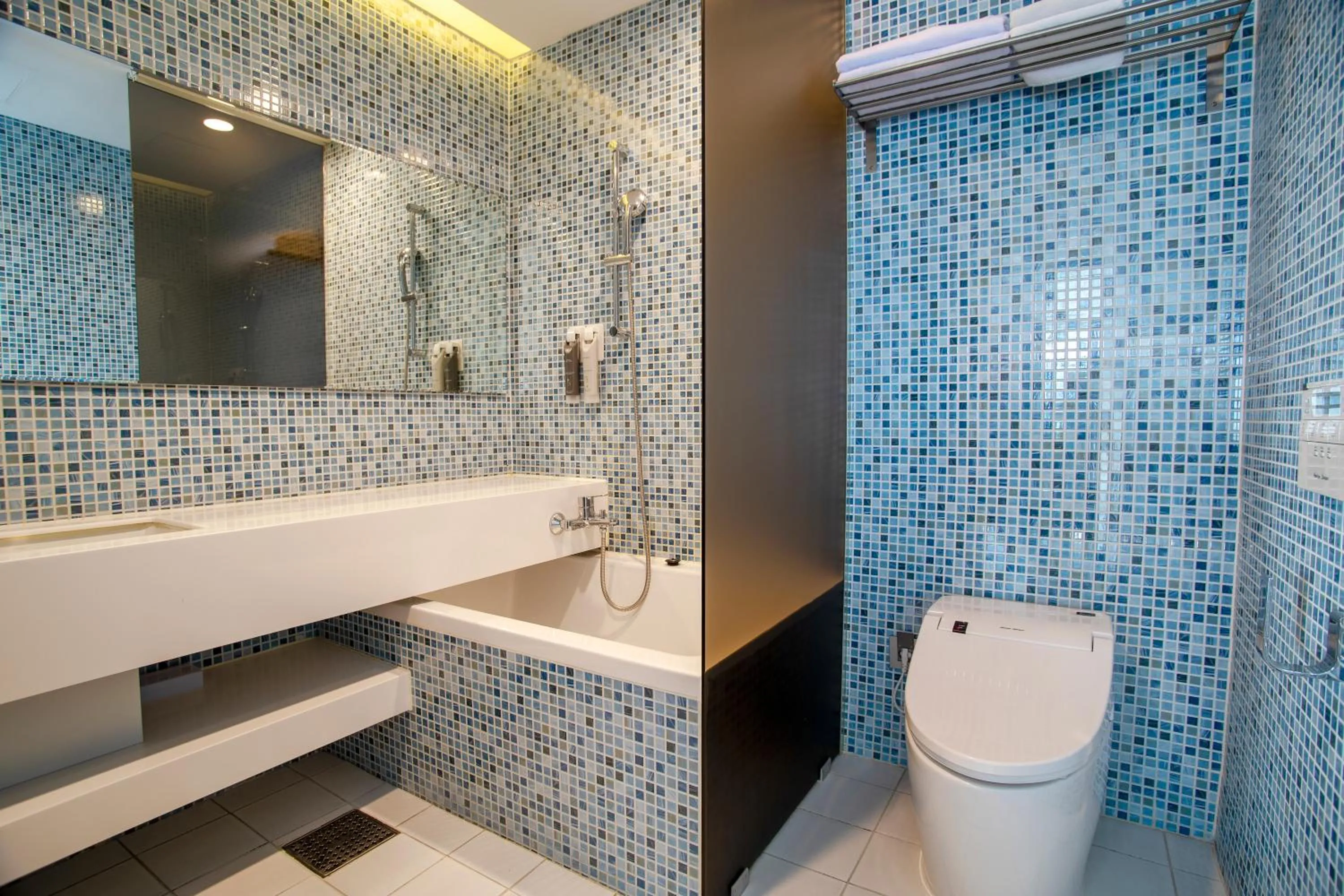 Toilet in Hop Inn Seoul Myeongdong