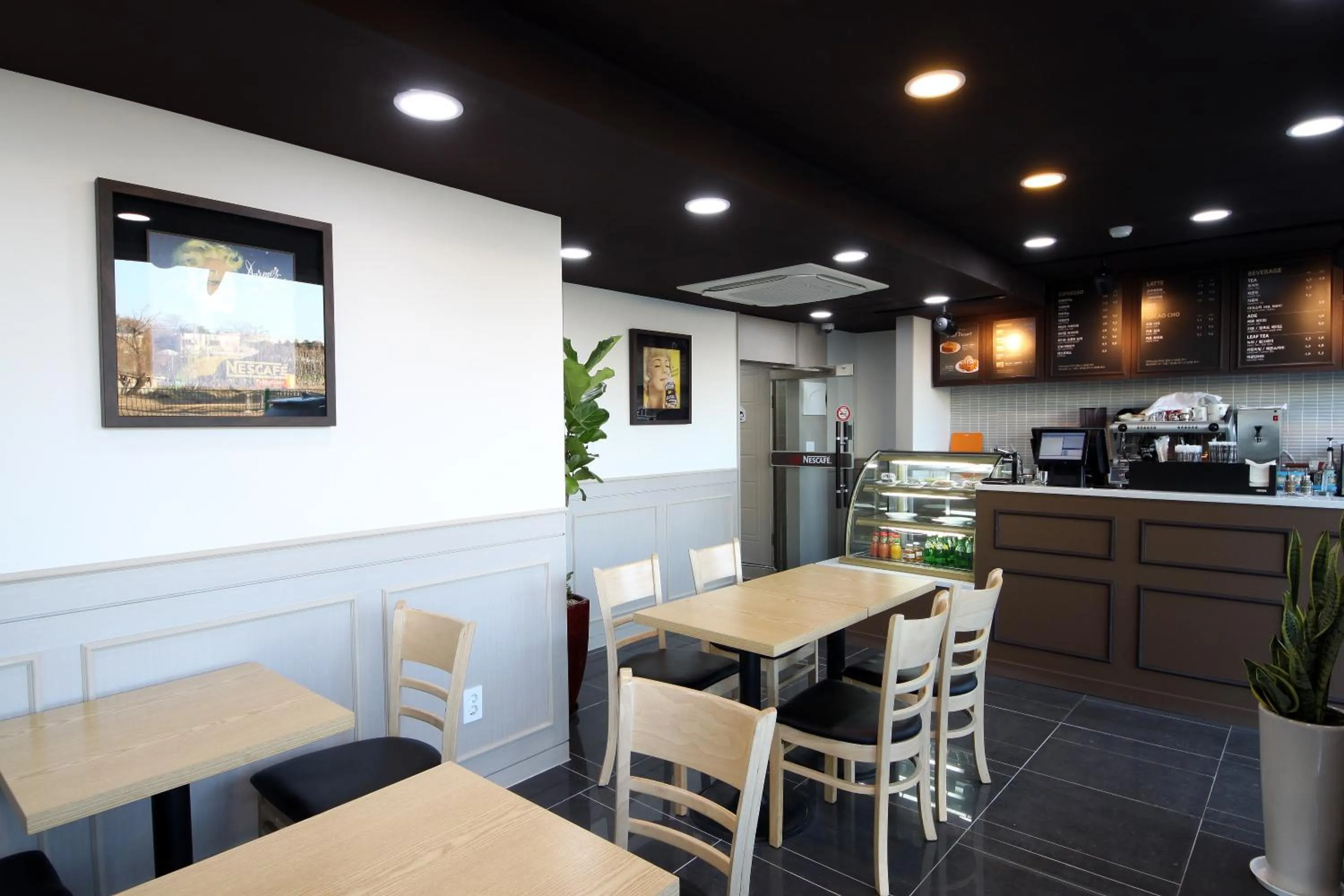 On-site shops in Ekonomy Hotel Incheon