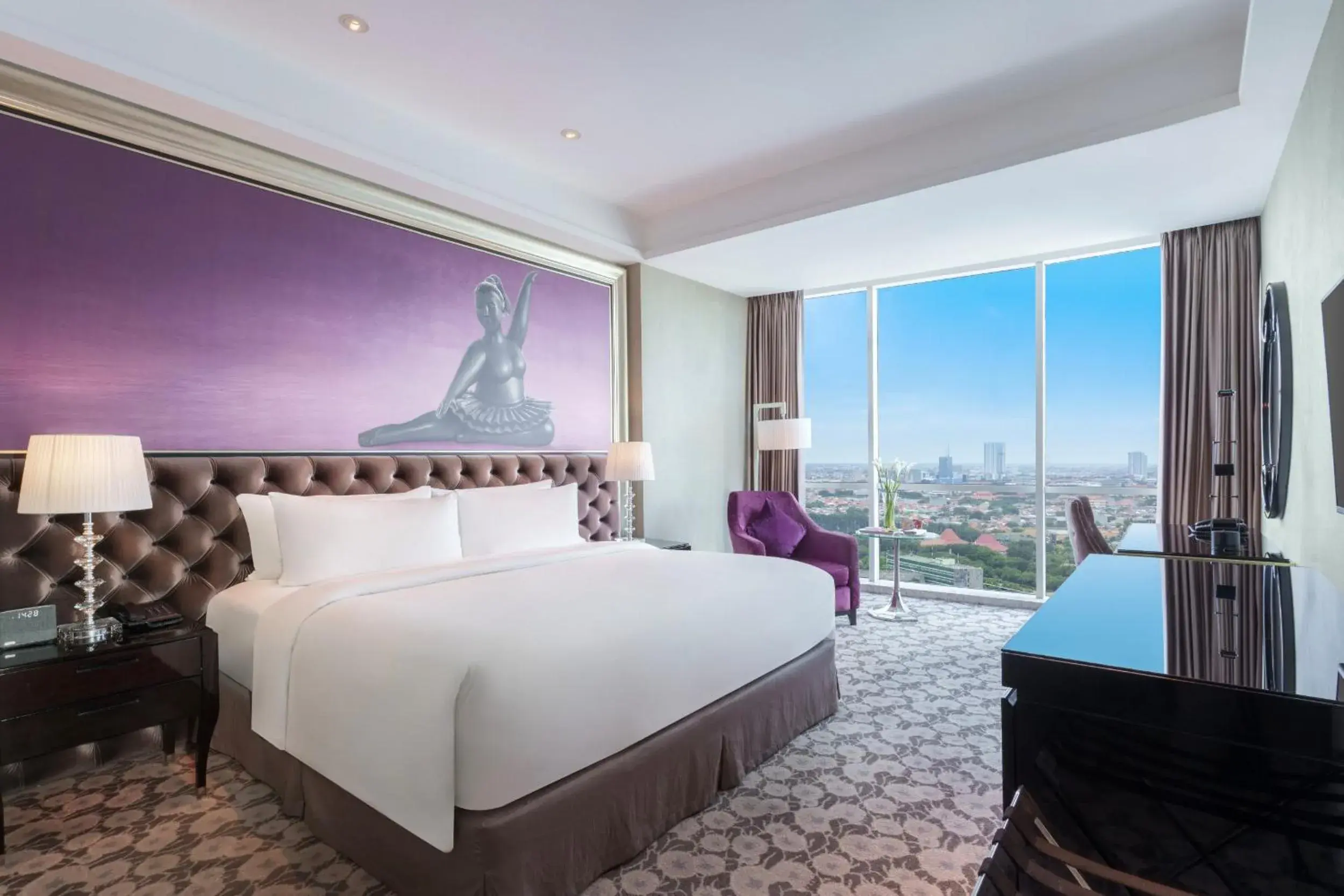 Bedroom, Bed in Hotel Ciputra World Surabaya managed by Swiss-Belhotel International Bedroom, Bed in Hotel Ciputra World Surabaya managed by Swiss-Belhotel International