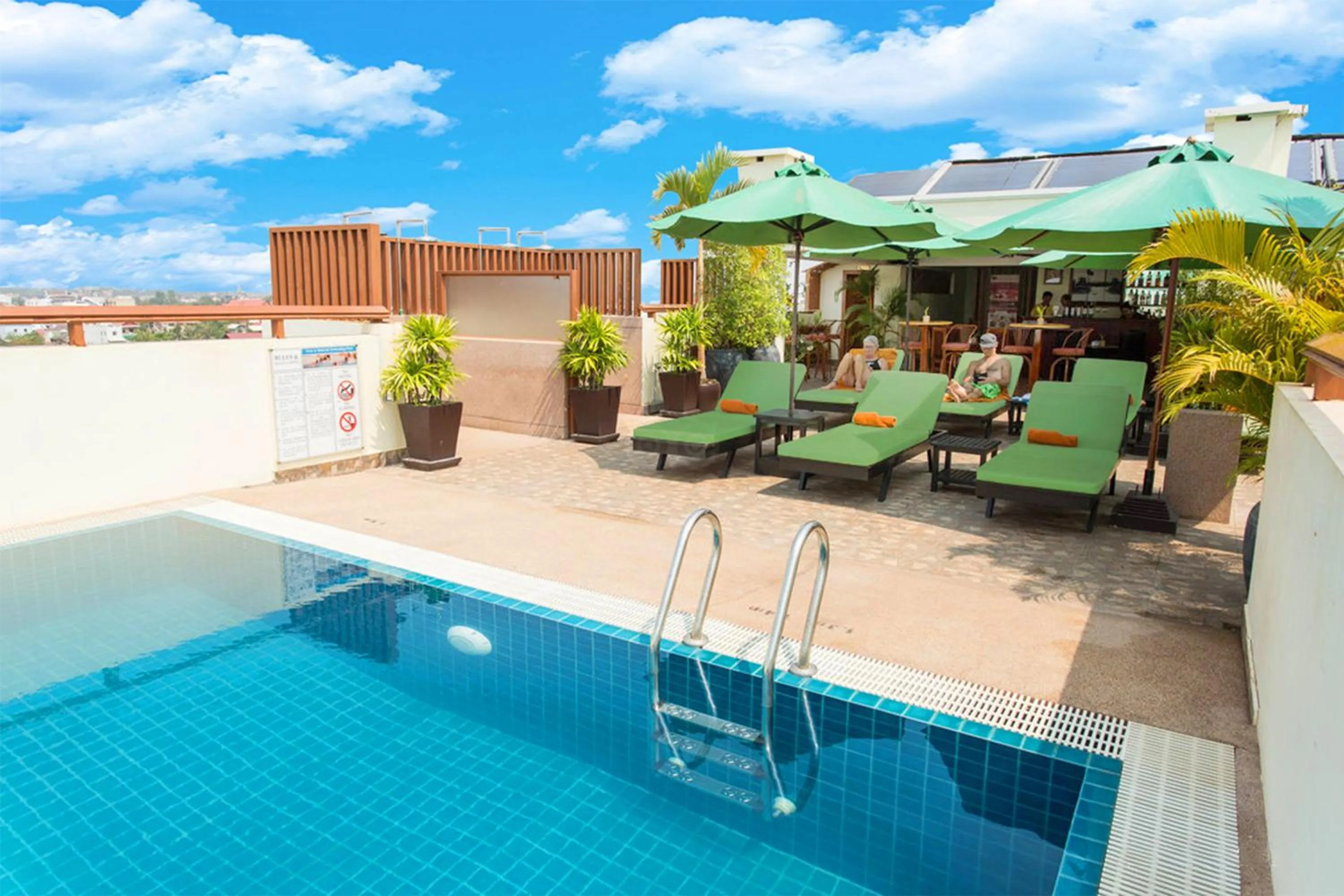 Swimming pool in Cheathata CTS Hotel Siem Reap