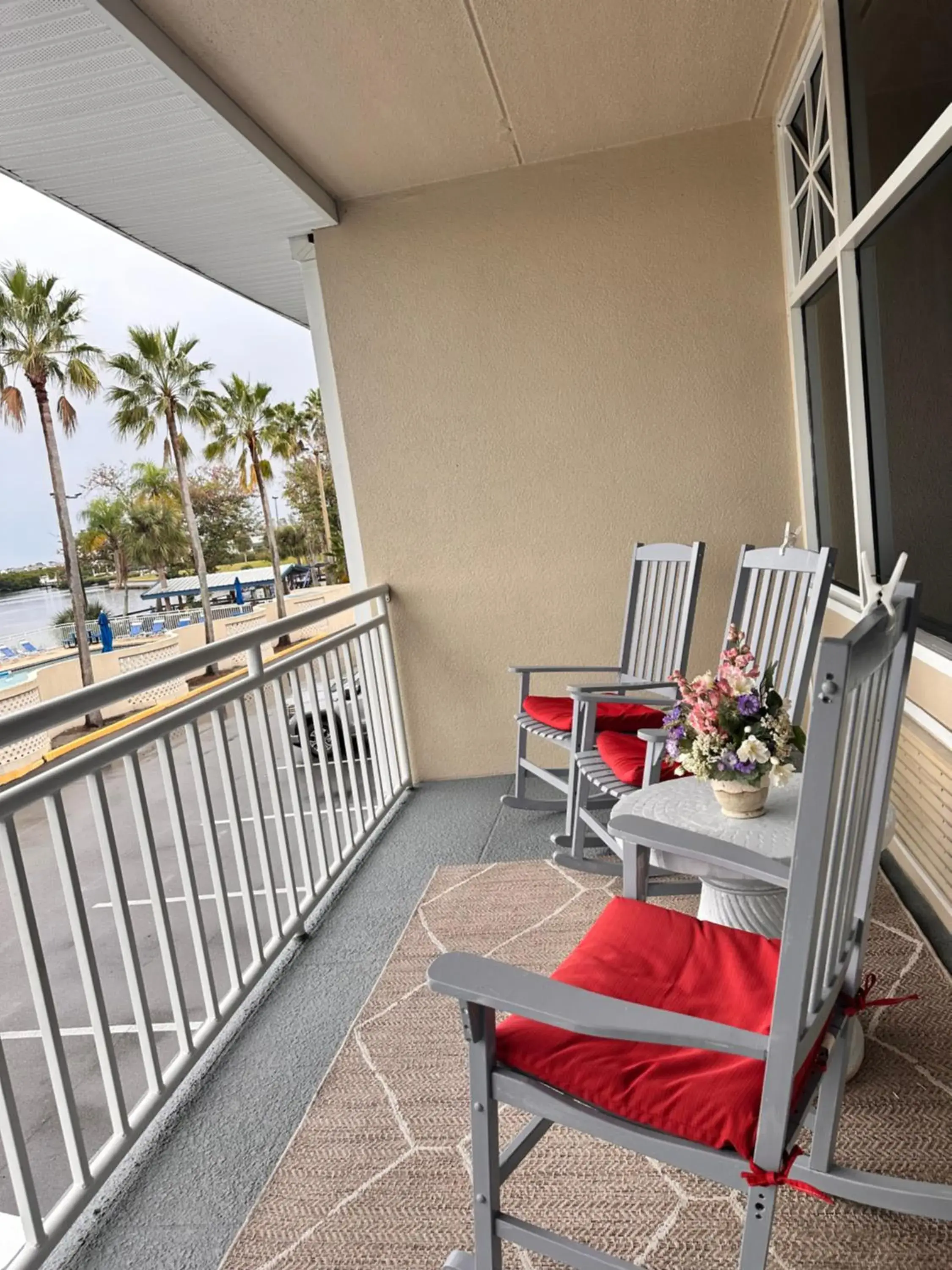 Perfect getaway with pool, hot tub and world class views Perfect getaway with pool, hot tub and world class views