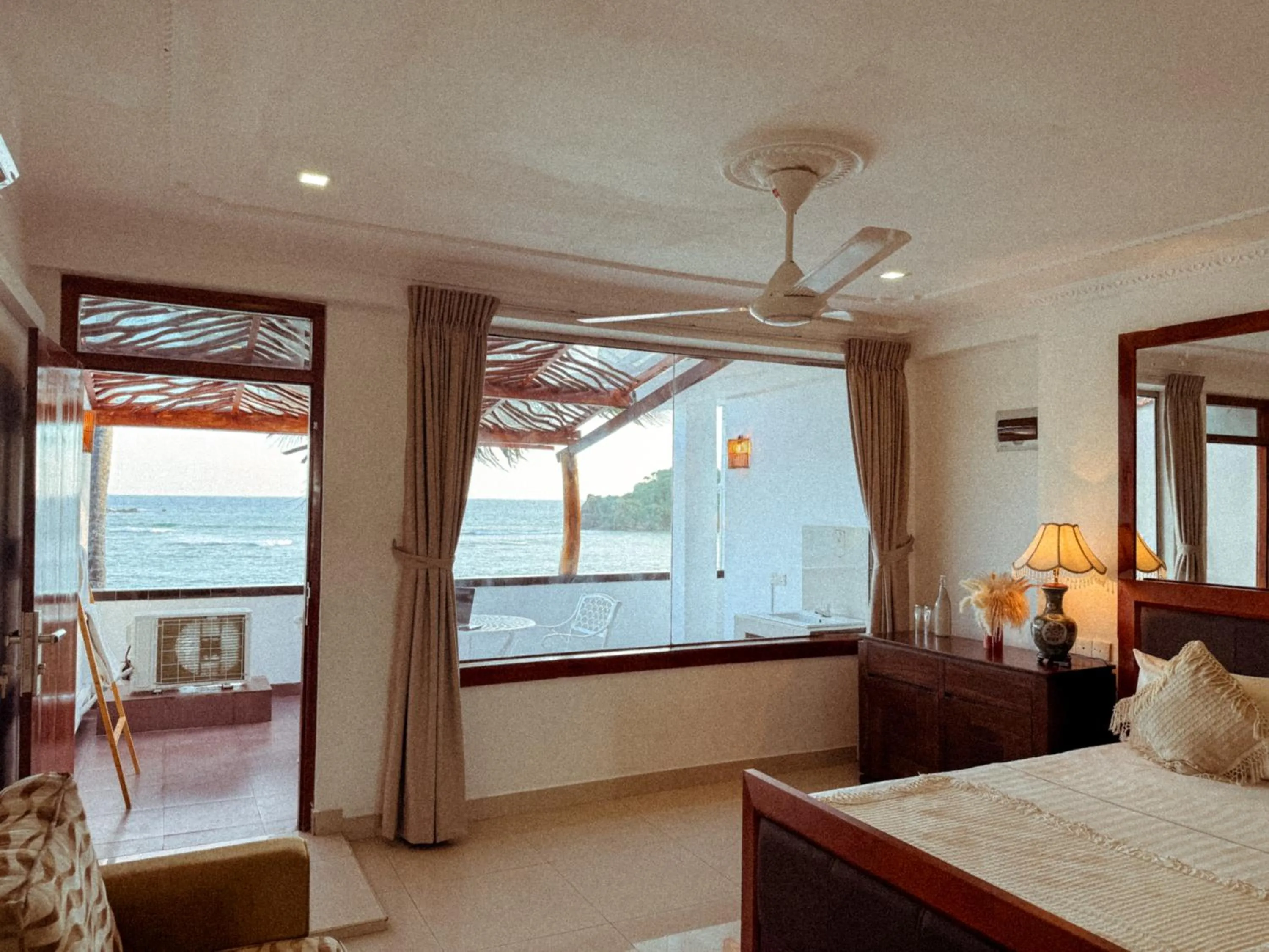 Bed in Beach House Goviyapana