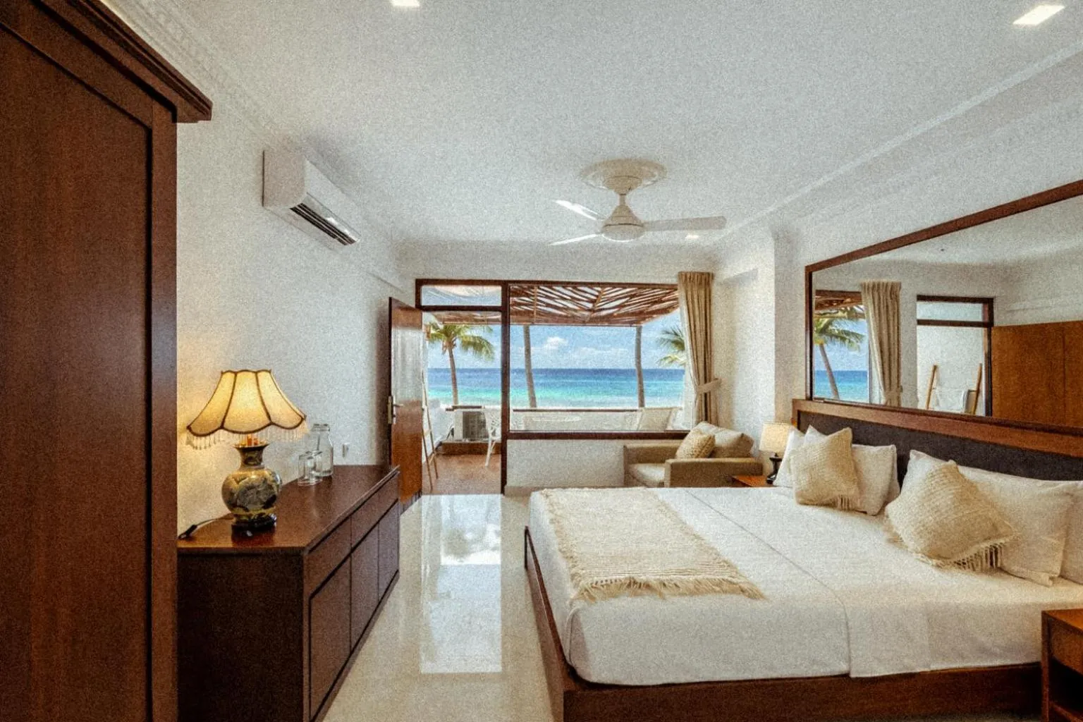 Bed in Beach House Goviyapana