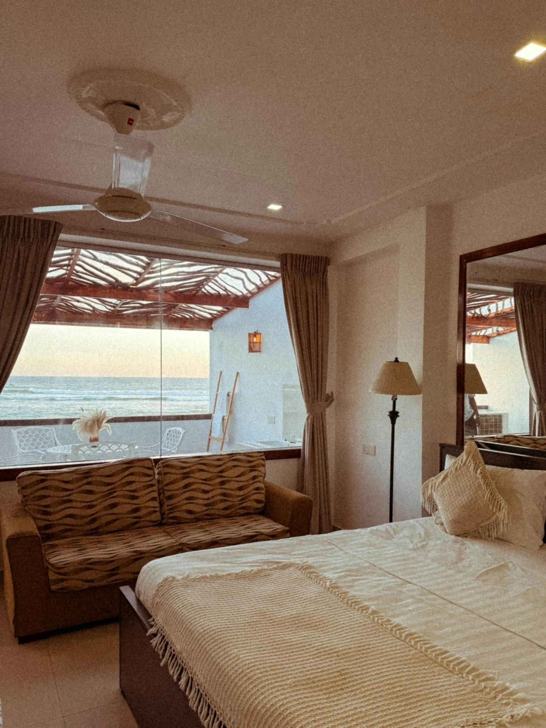 Bed in Beach House Goviyapana