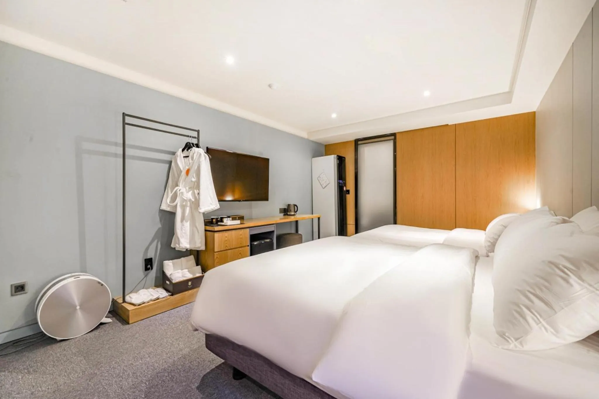 Bedroom, Bed in Haeundae The Van Hotel