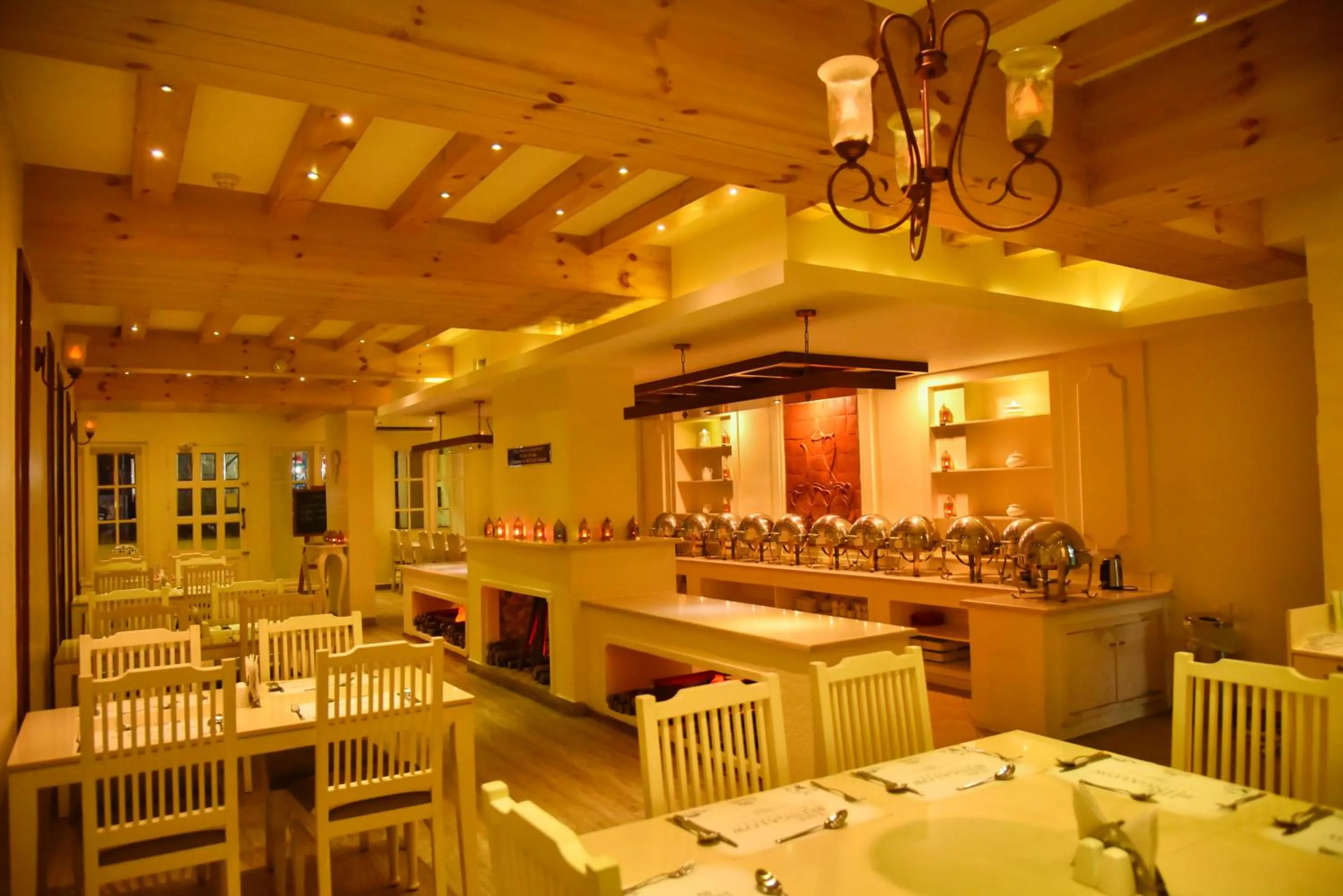 Restaurant/places to eat in Hotel Indriya Wayanad