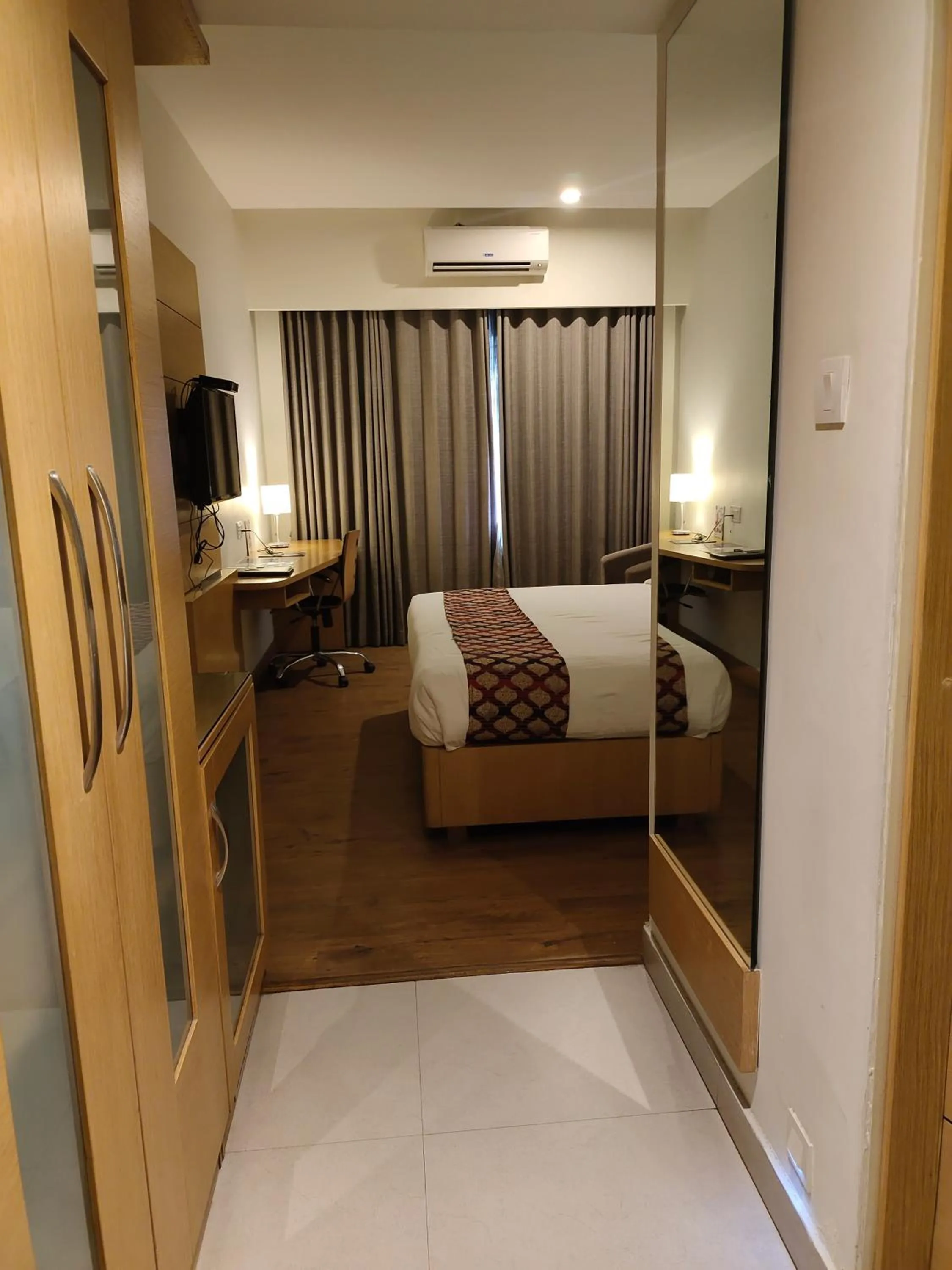 Bedroom, Bed in Hotel Indriya Wayanad