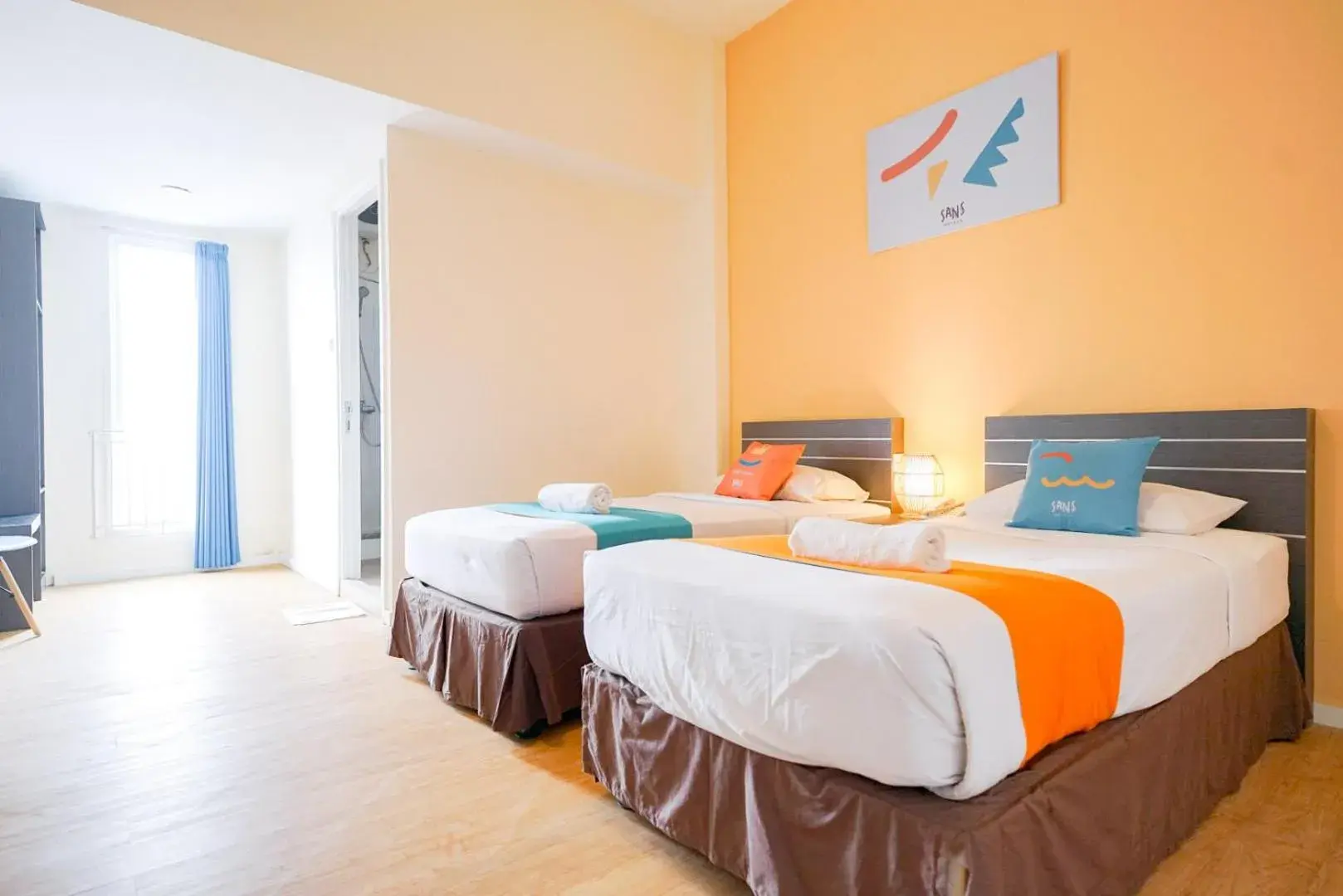 Deluxe Twin Room in Sans Sunset Point Seminyak Deluxe Twin Room in Sans Sunset Point Seminyak