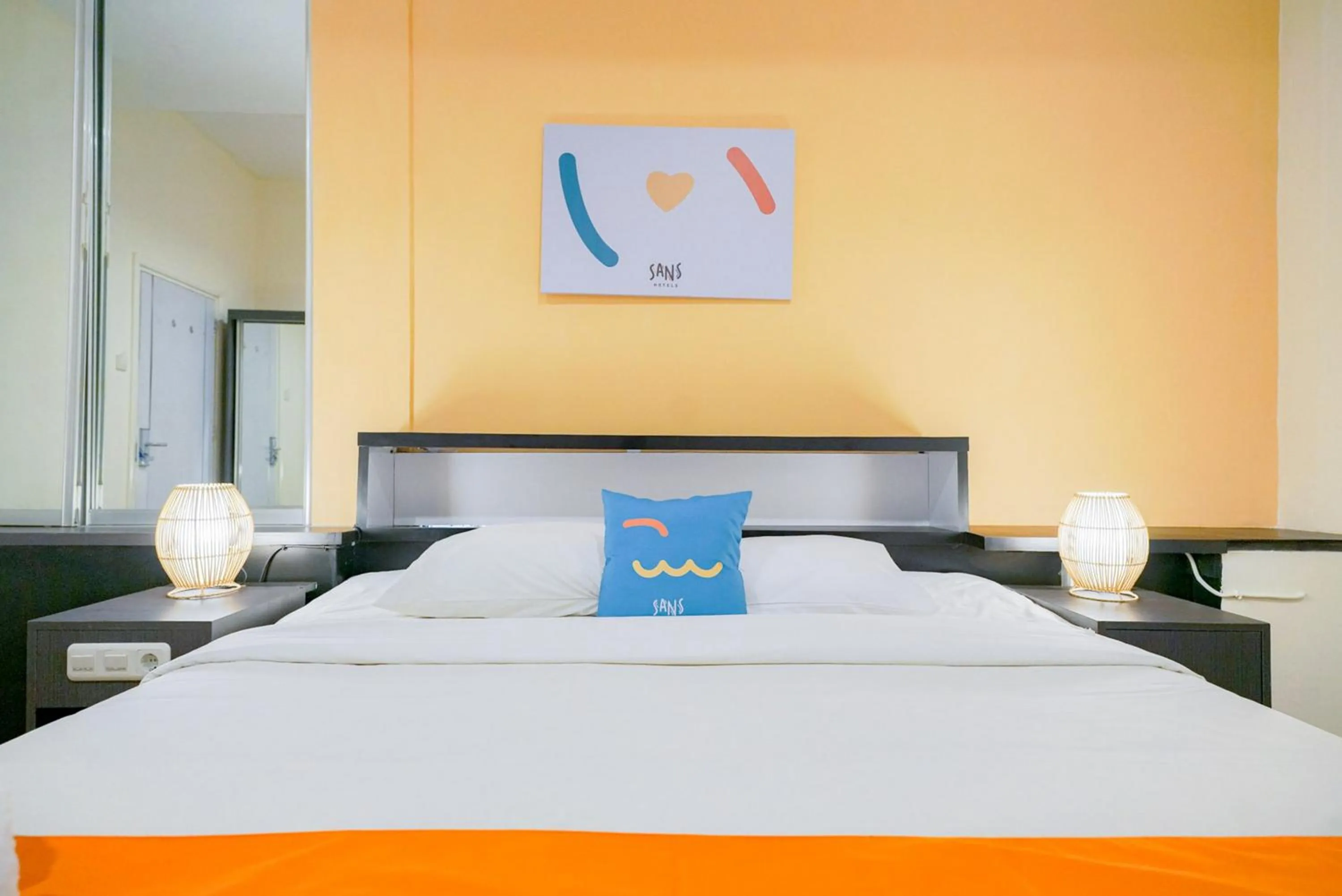 Bedroom, Bed in Sans Sunset Point Seminyak