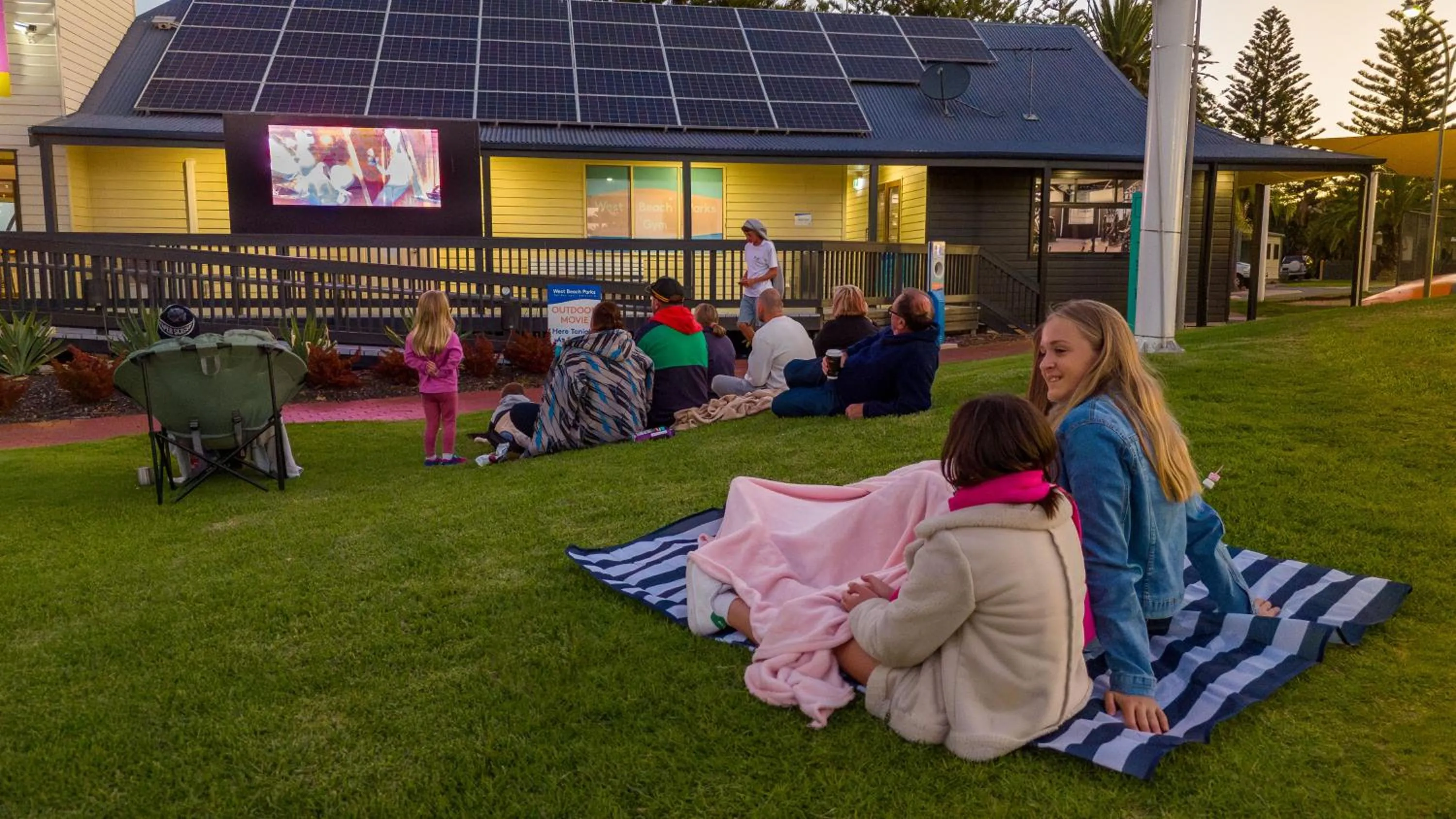 Entertainment in Discovery Parks - West Beach Parks