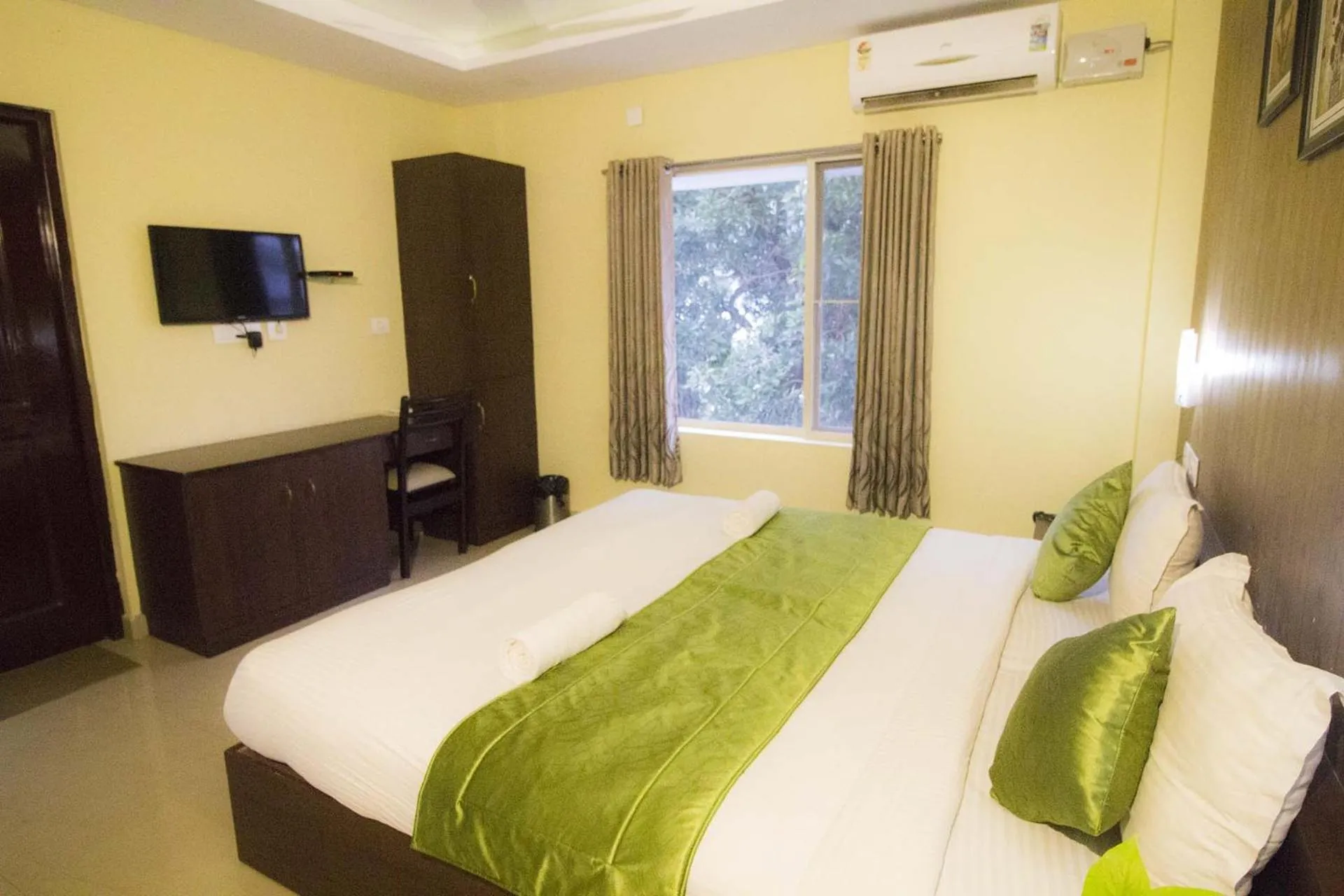 TV and multimedia, Bed in North Centre