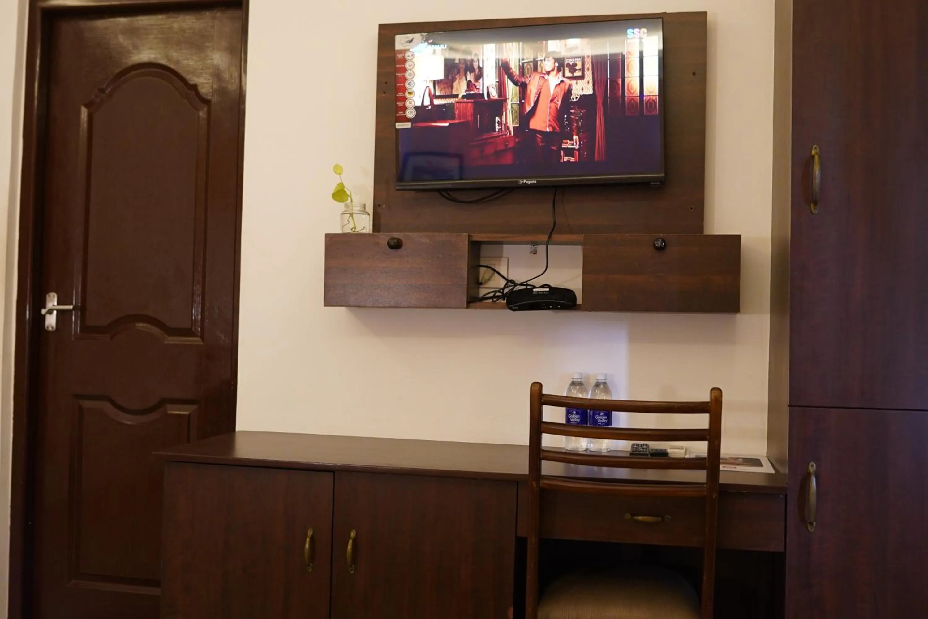 TV and multimedia in North Centre