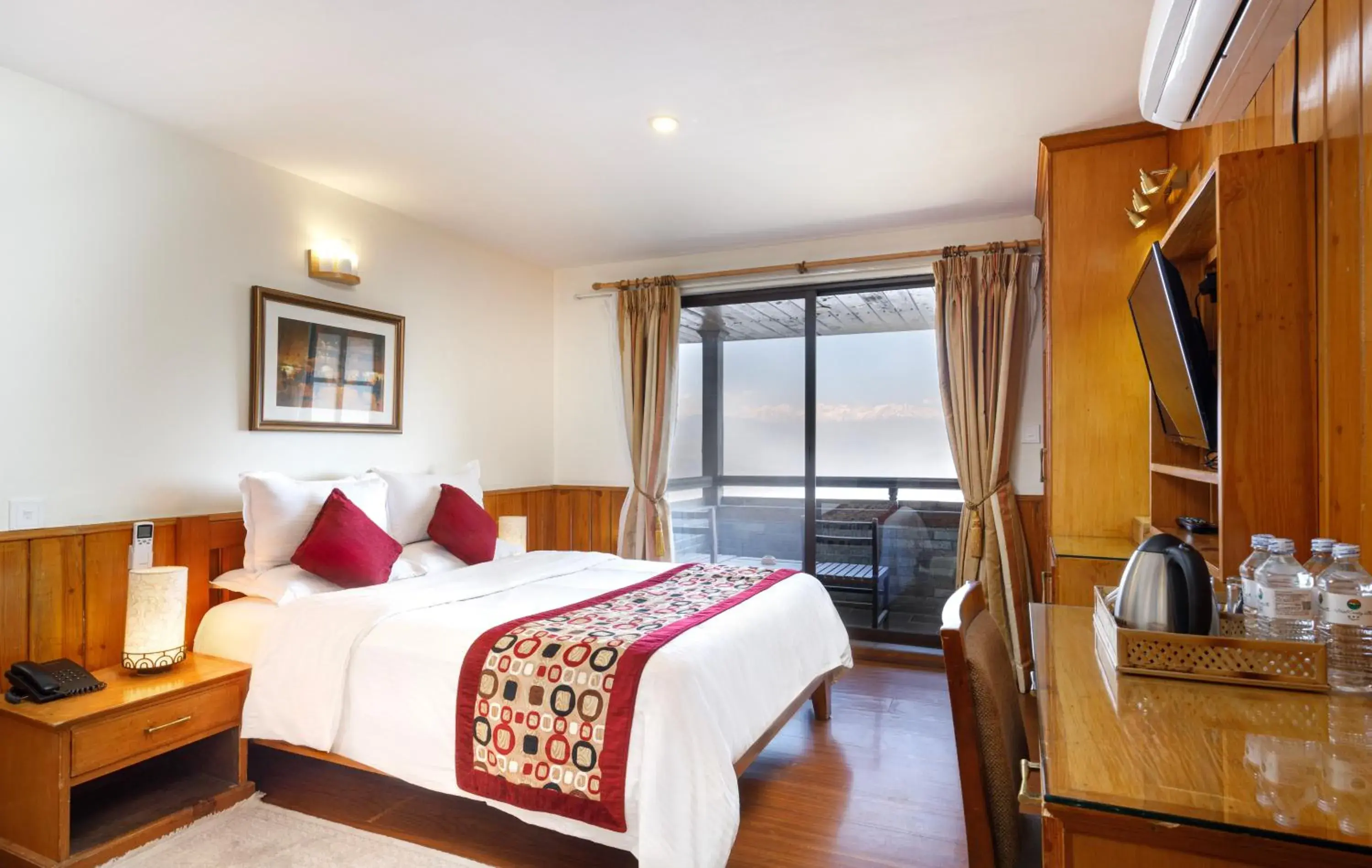 Deluxe Premium Room with Mountain View, 10% Discount on Food - single occupancy in Hotel Country Villa Deluxe Premium Room with Mountain View, 10% Discount on Food - single occupancy in Hotel Country Villa