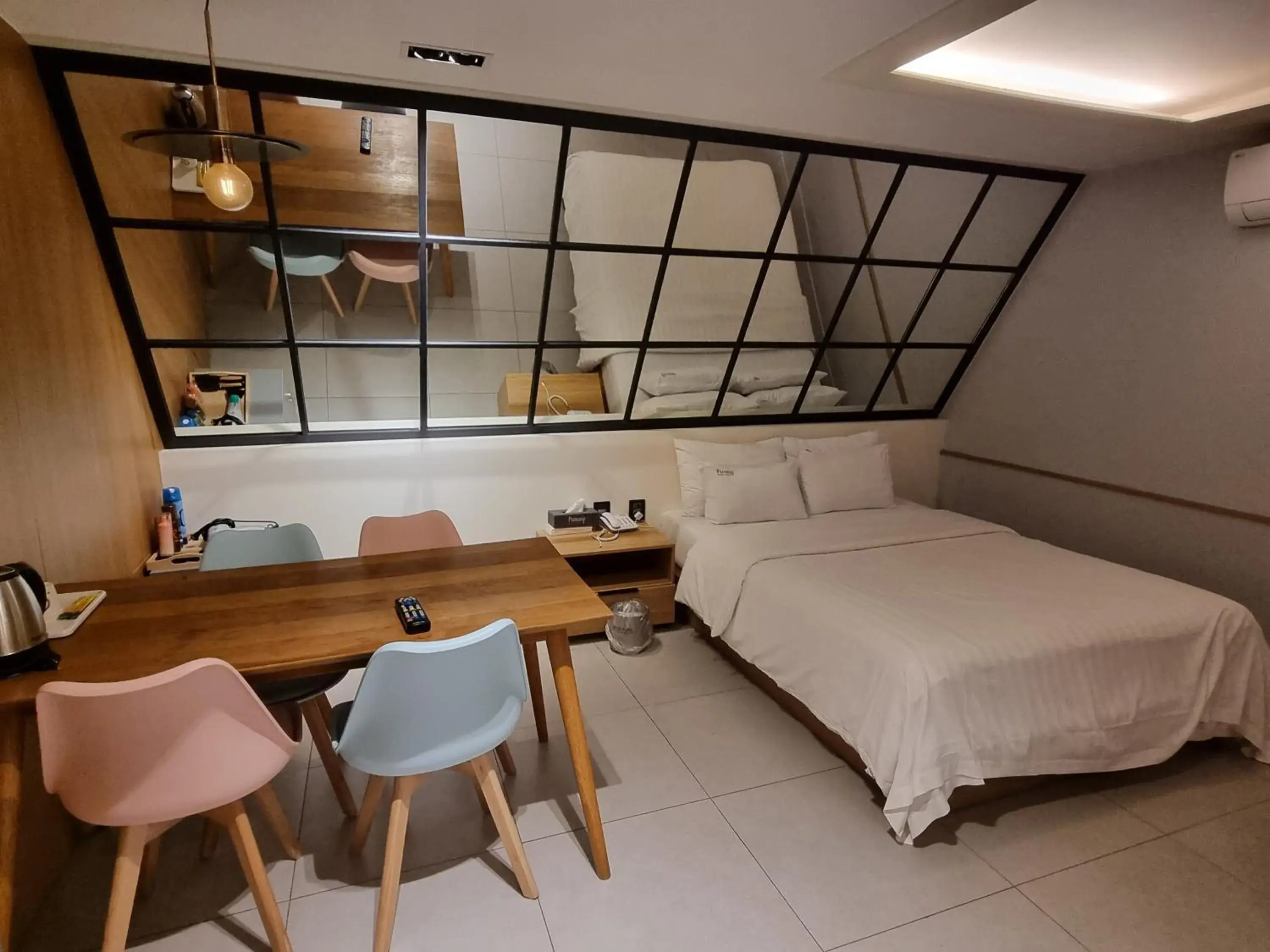 Bed in Jamsil Funny Hotel Bed in Jamsil Funny Hotel