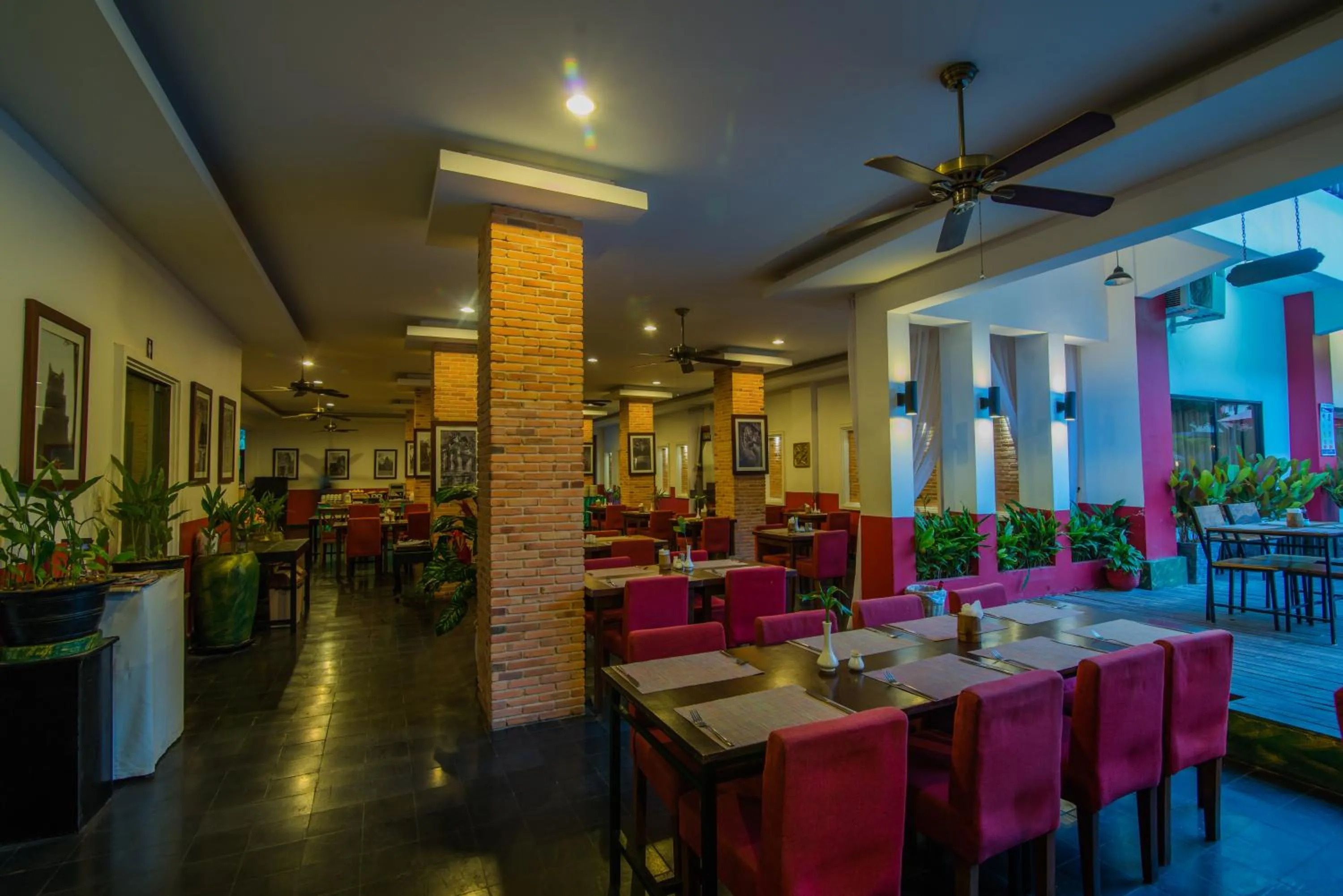 Restaurant/places to eat in Mekong Angkor Deluxe Hotel