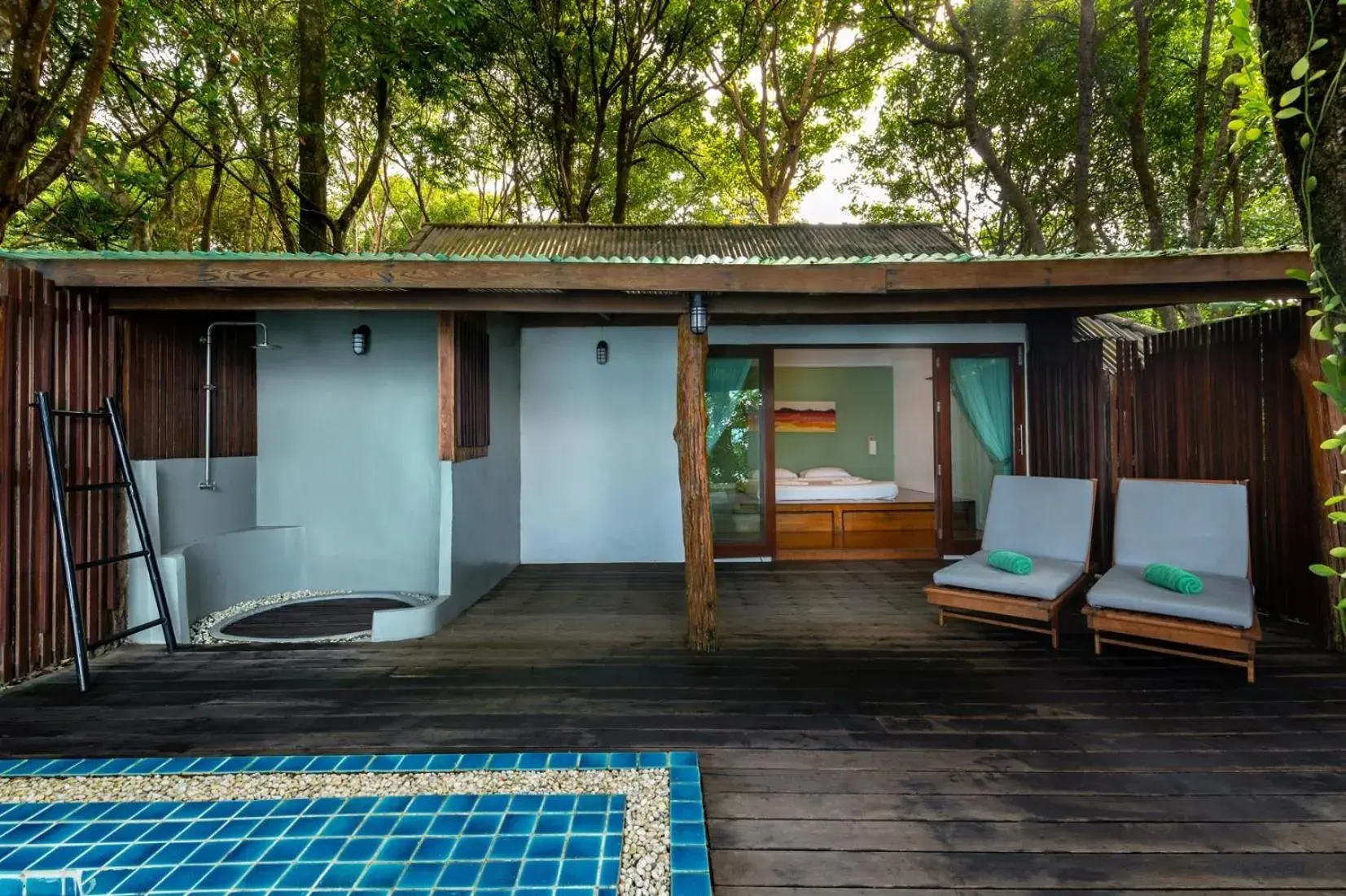 Property building in Captain Hook Resort @Koh Kood Property building in Captain Hook Resort @Koh Kood