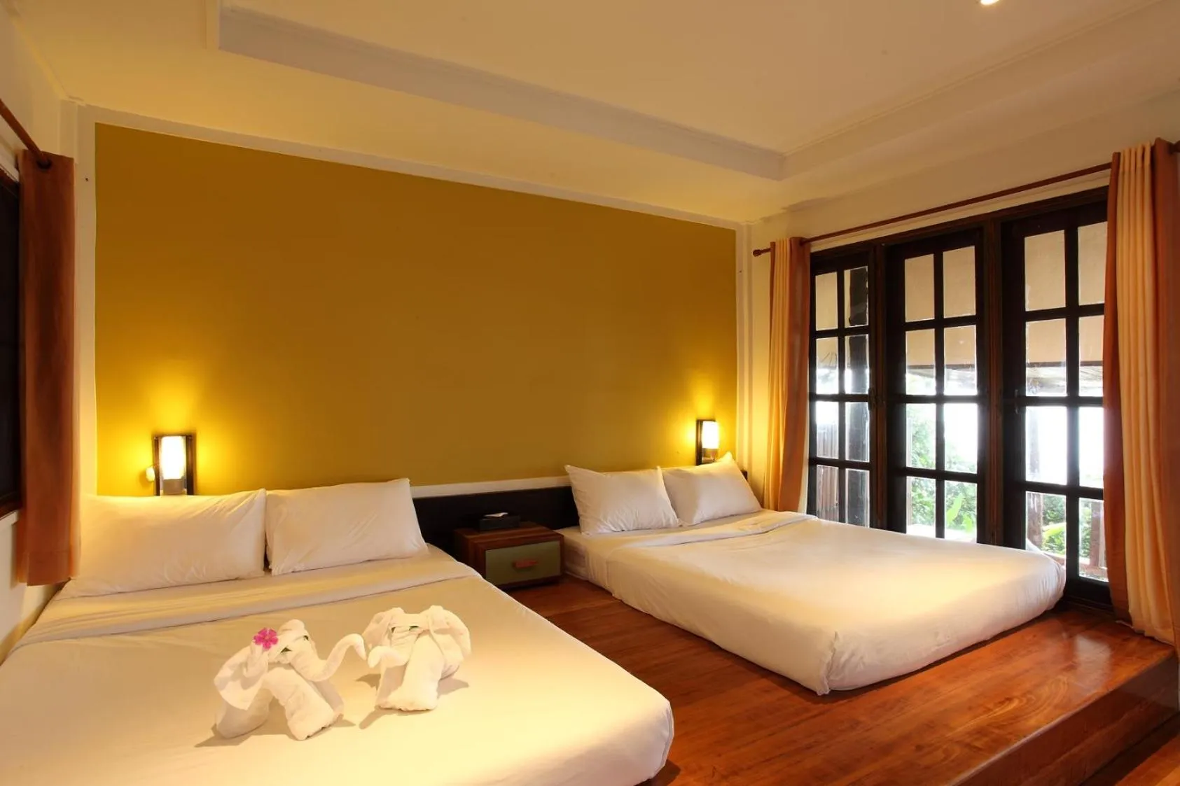 Bed in Captain Hook Resort @Koh Kood