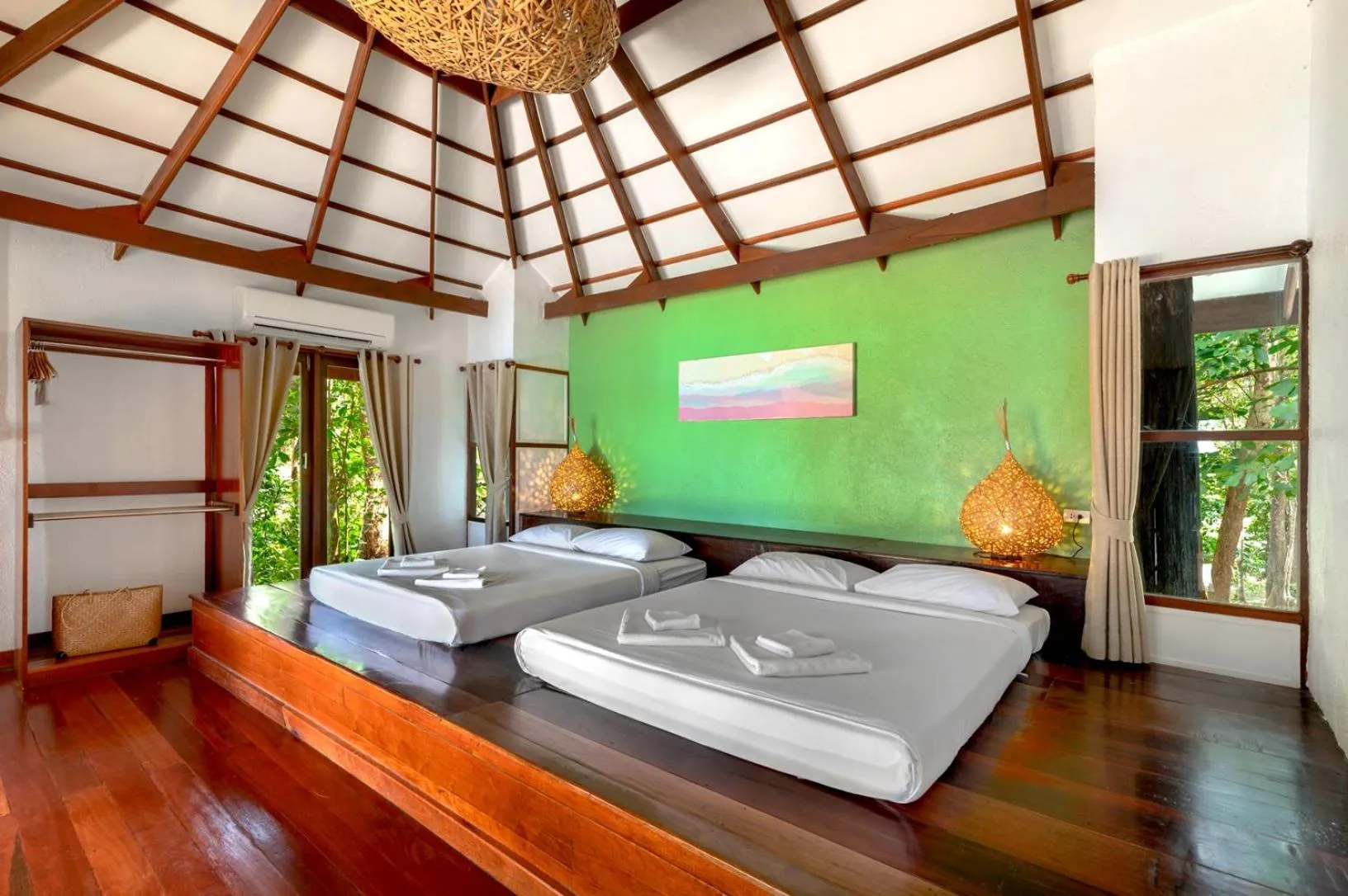 Bed in Captain Hook Resort @Koh Kood