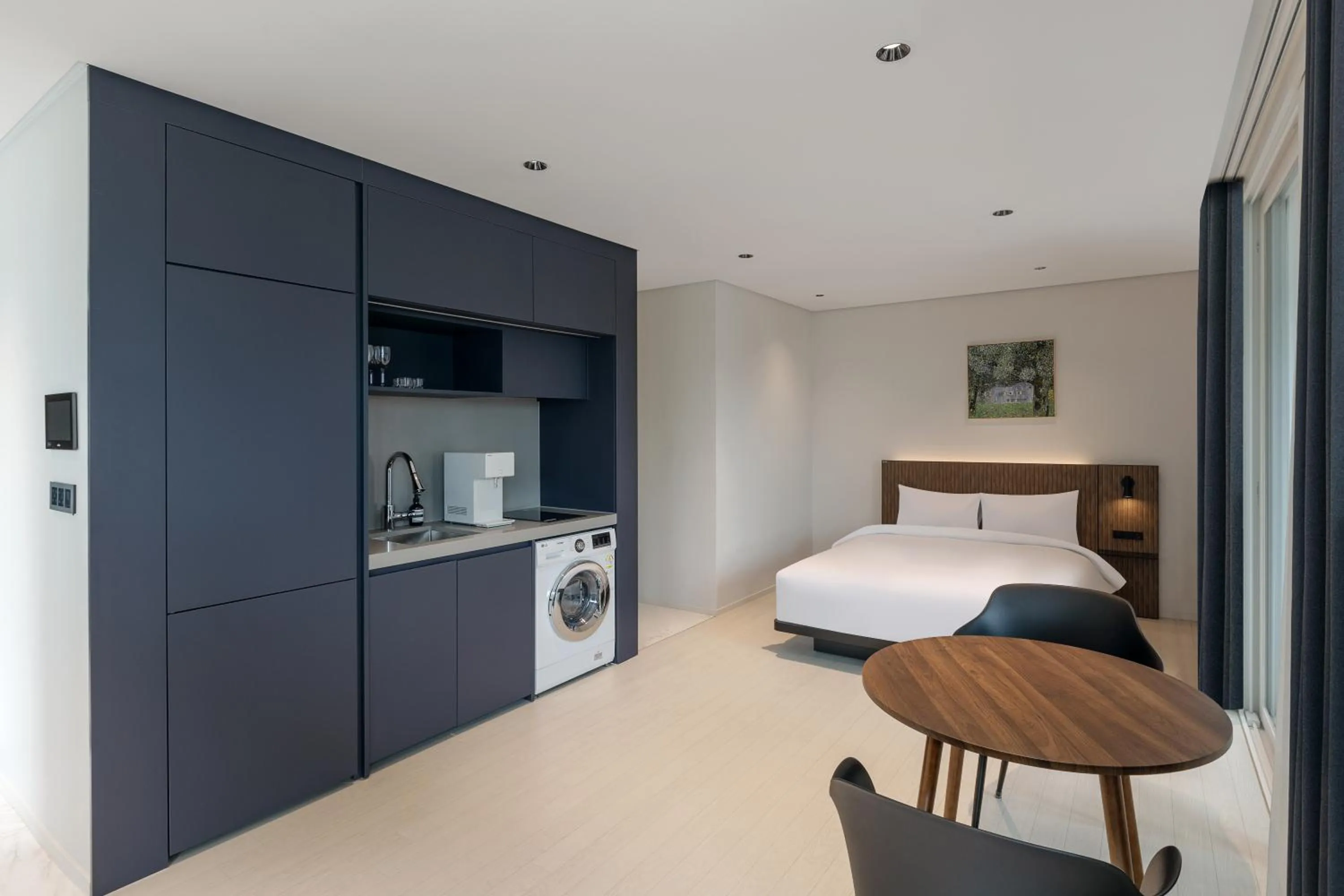 Bedroom, Bed in NewCZ Haeundae Residence