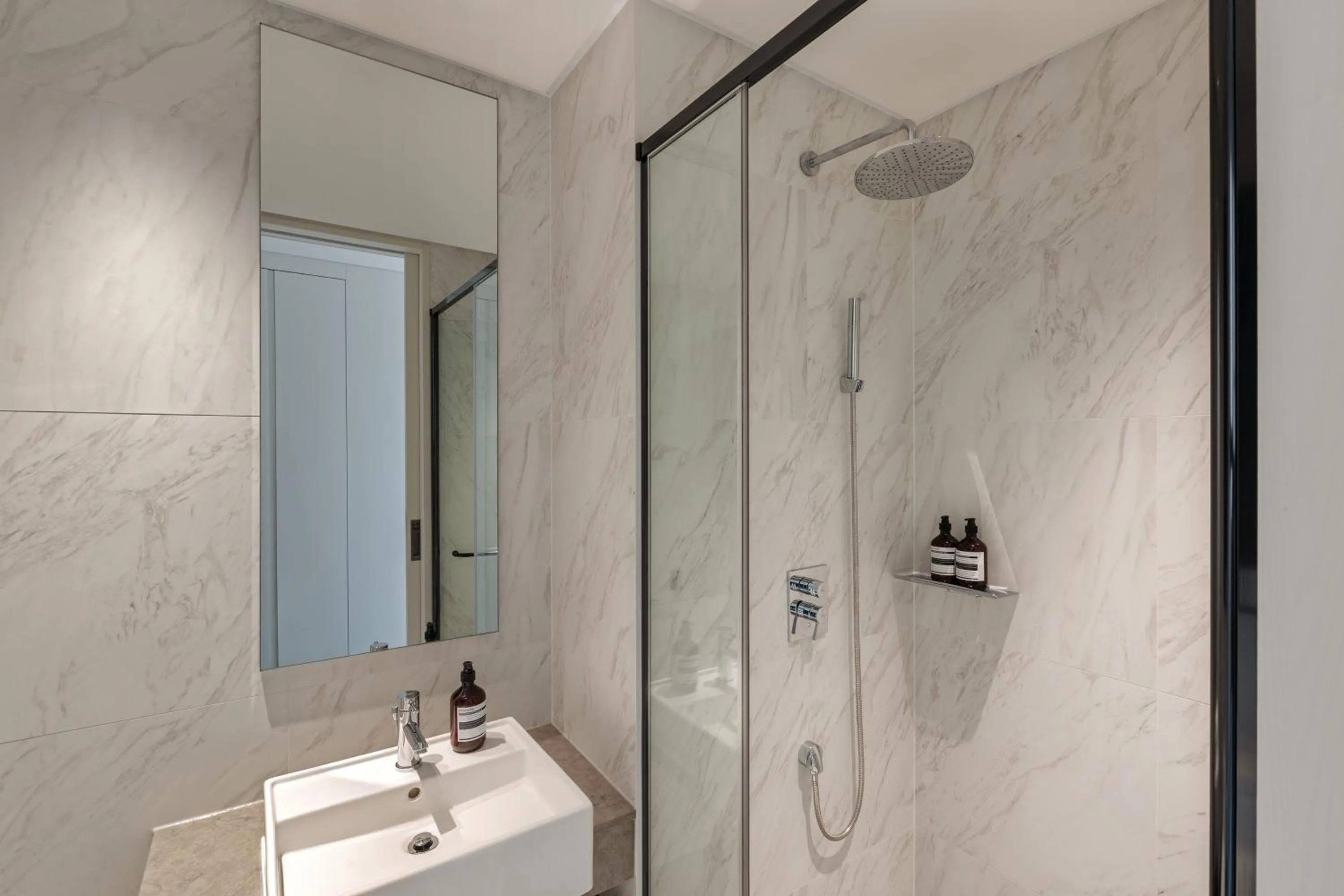 Shower in NewCZ Haeundae Residence