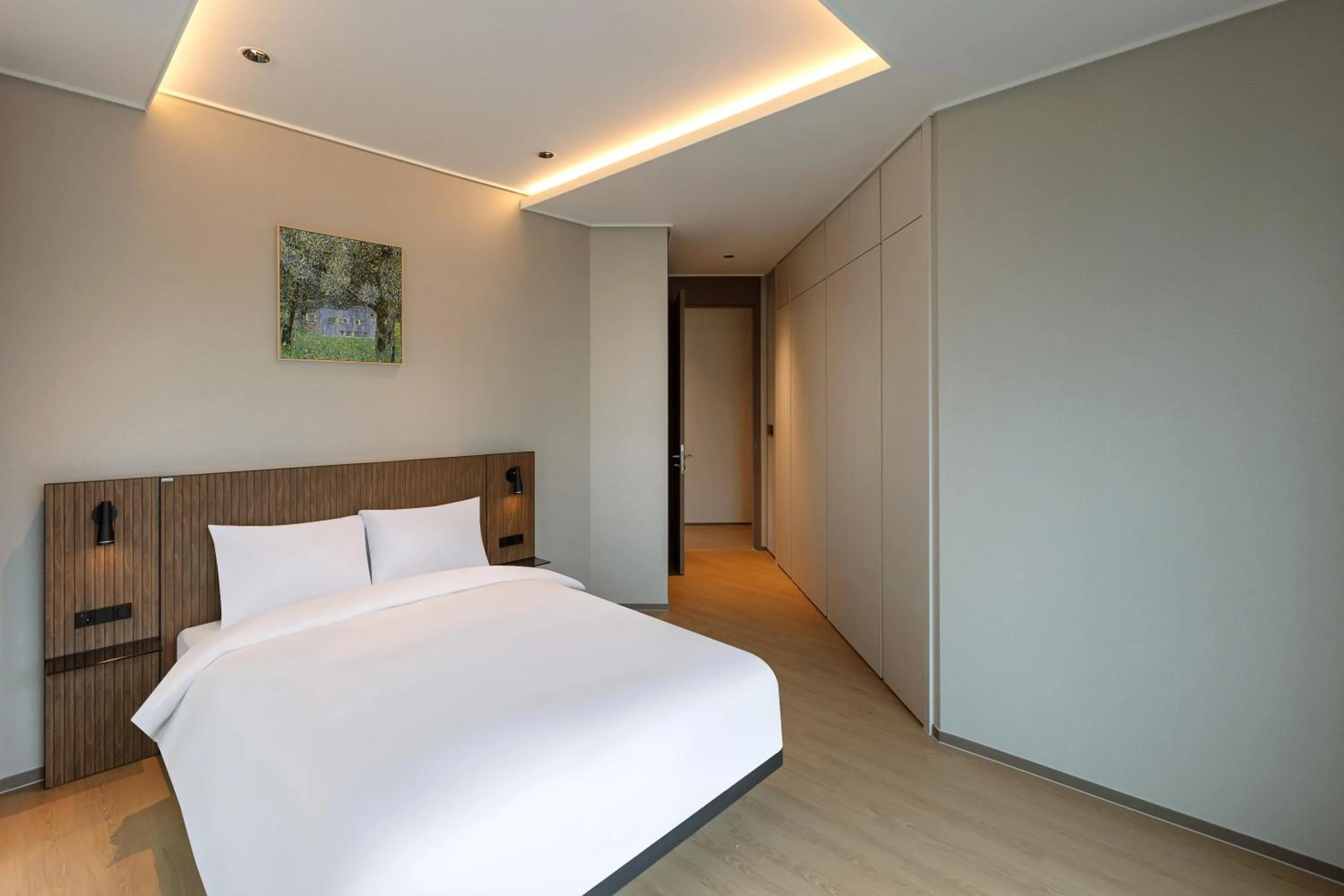 Bedroom, Bed in NewCZ Haeundae Residence