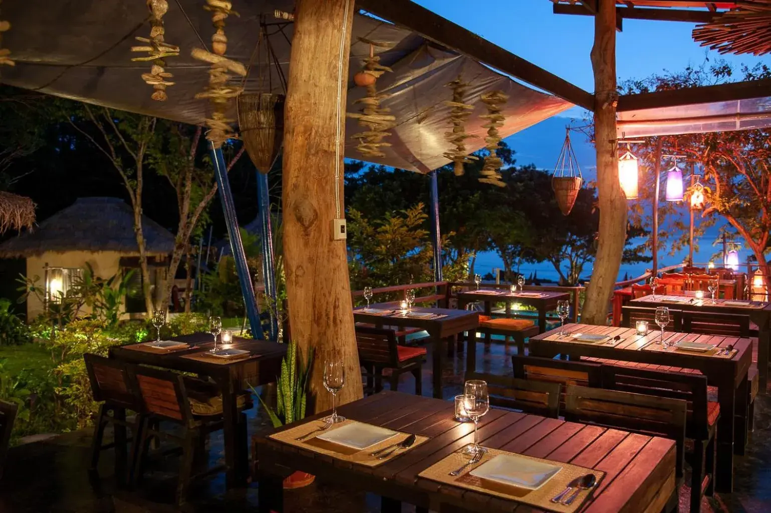 Restaurant/Places to Eat in LaLaanta Hideaway Resort