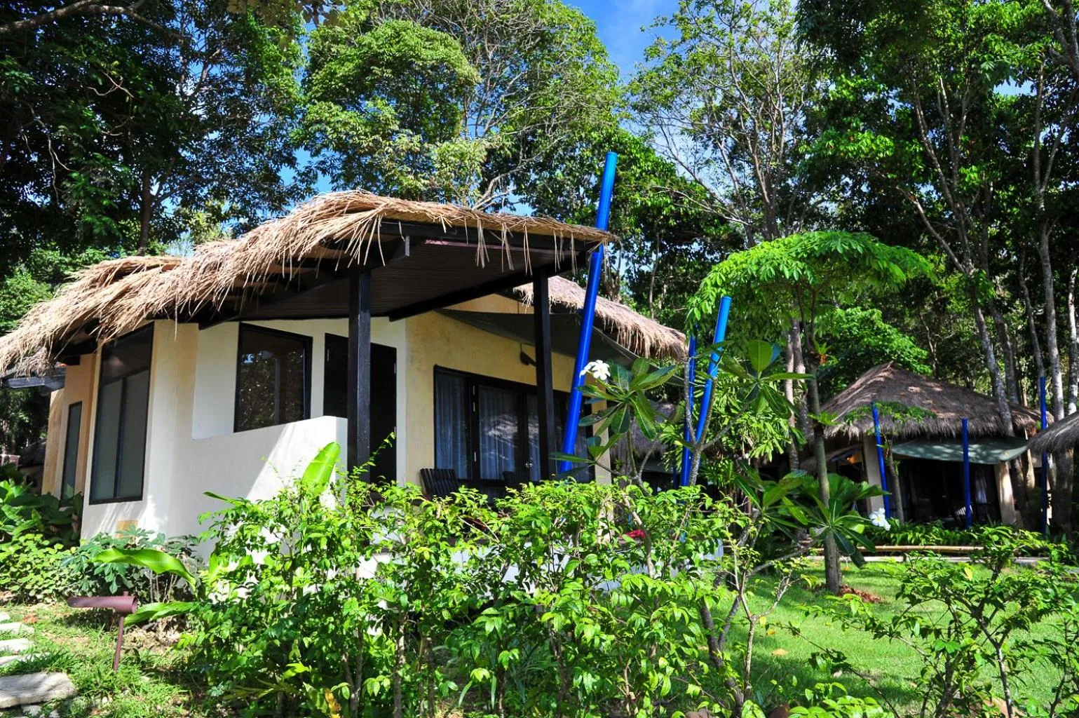 Property building in LaLaanta Hideaway Resort