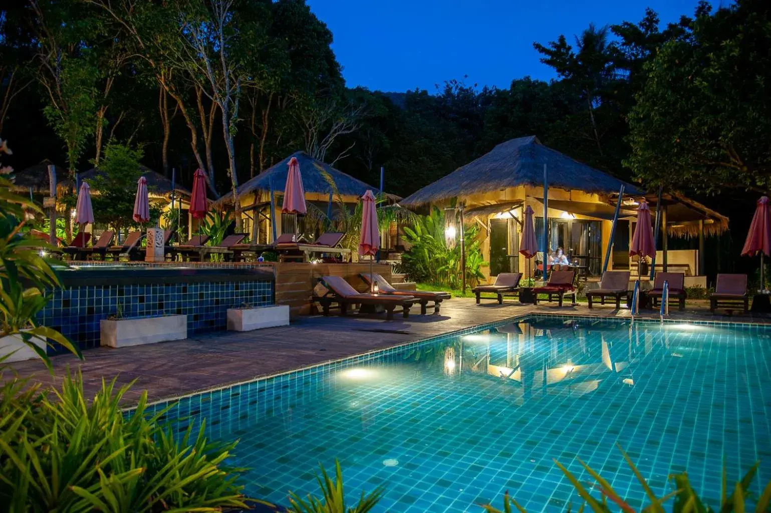 Swimming Pool in LaLaanta Hideaway Resort