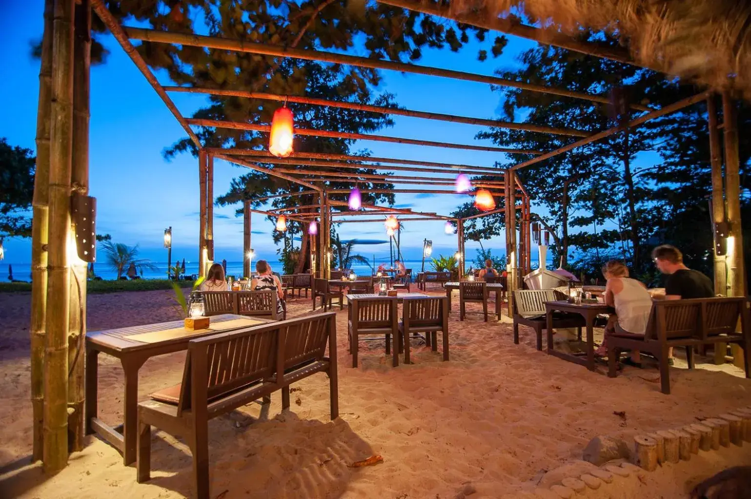 Beach, Restaurant/Places to Eat in LaLaanta Hideaway Resort