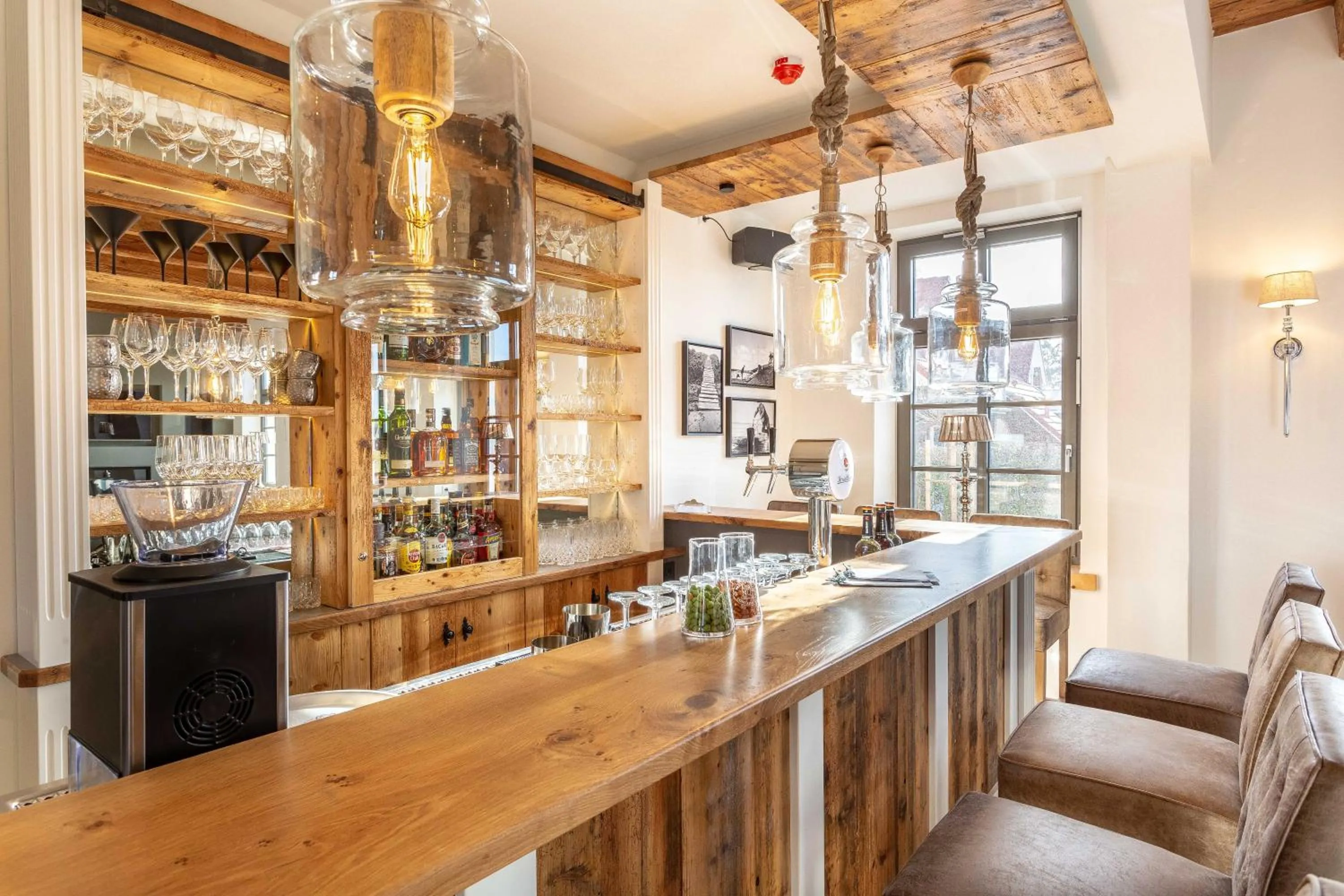 Lounge or bar in Hotel Achterum Greetsiel