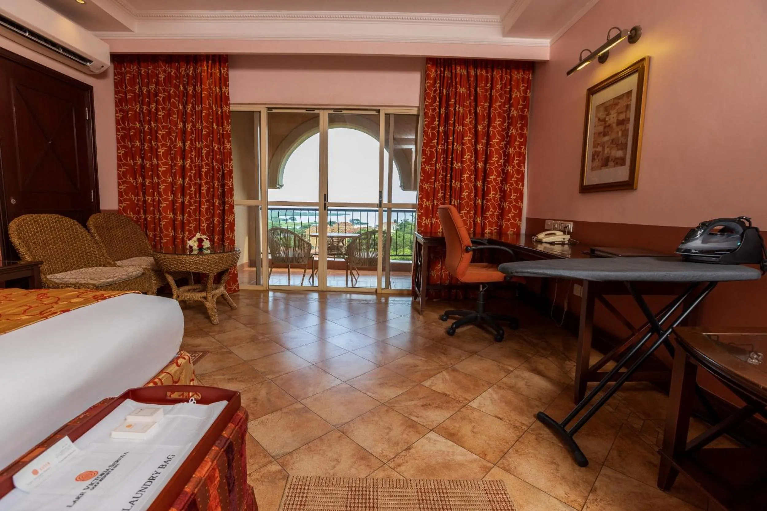 Seating area in Lake Victoria Serena Golf Resort & Spa