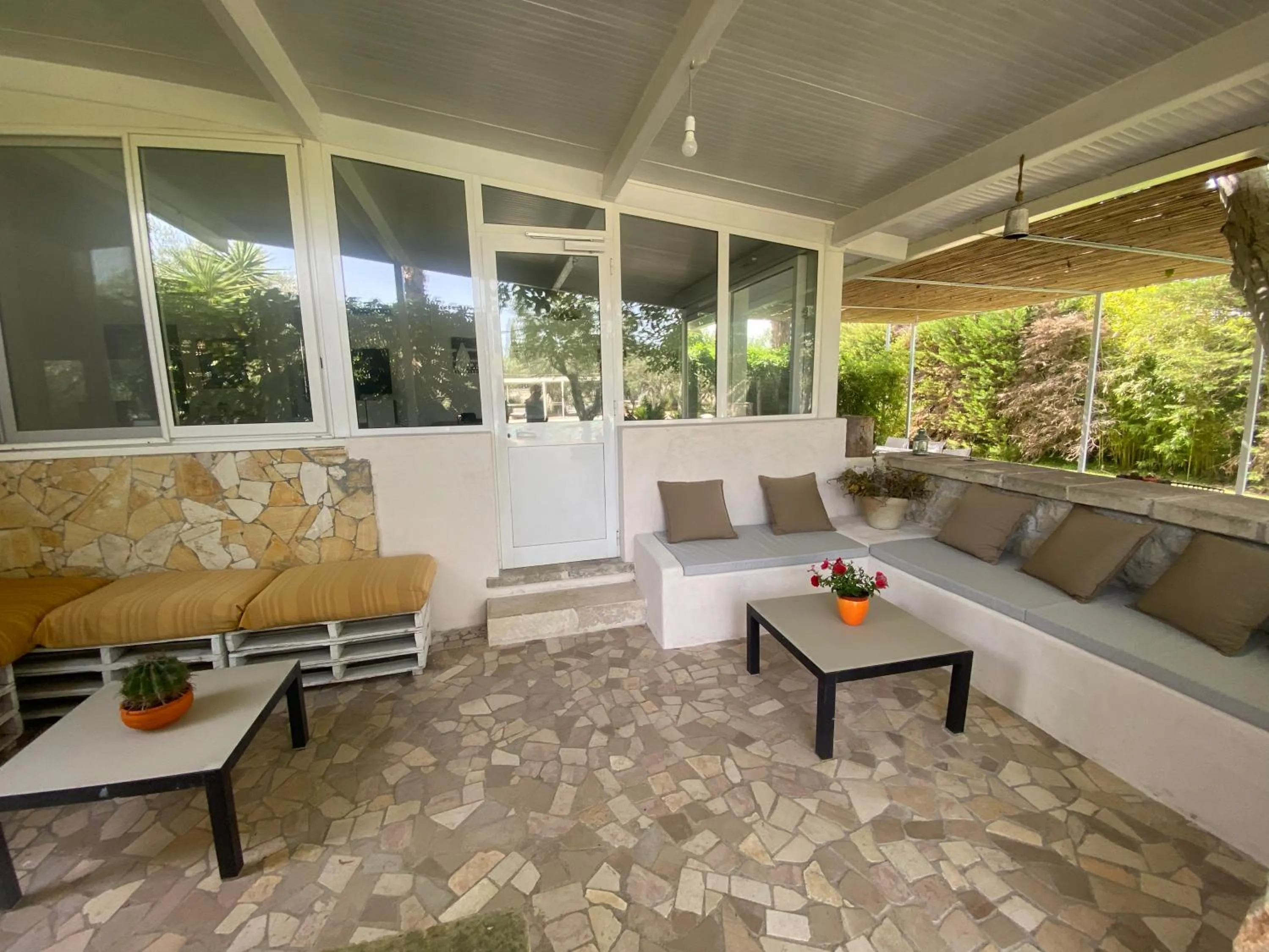 Patio in B&B Tenuta la Cornula