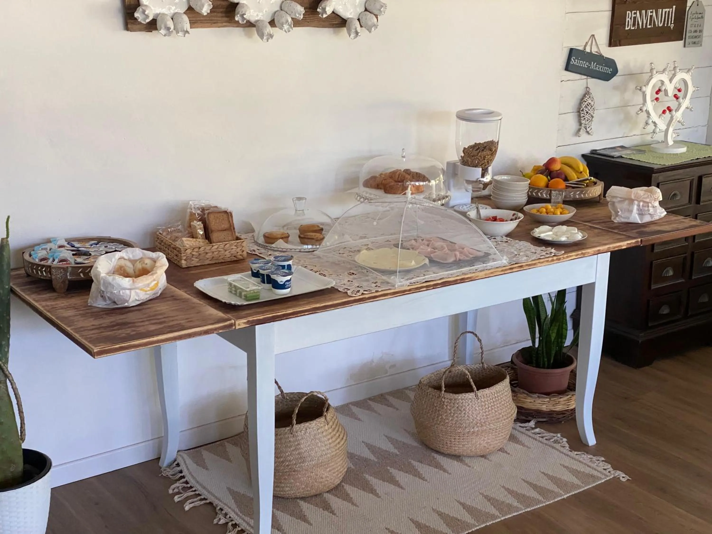 Food and drinks in B&B Tenuta la Cornula