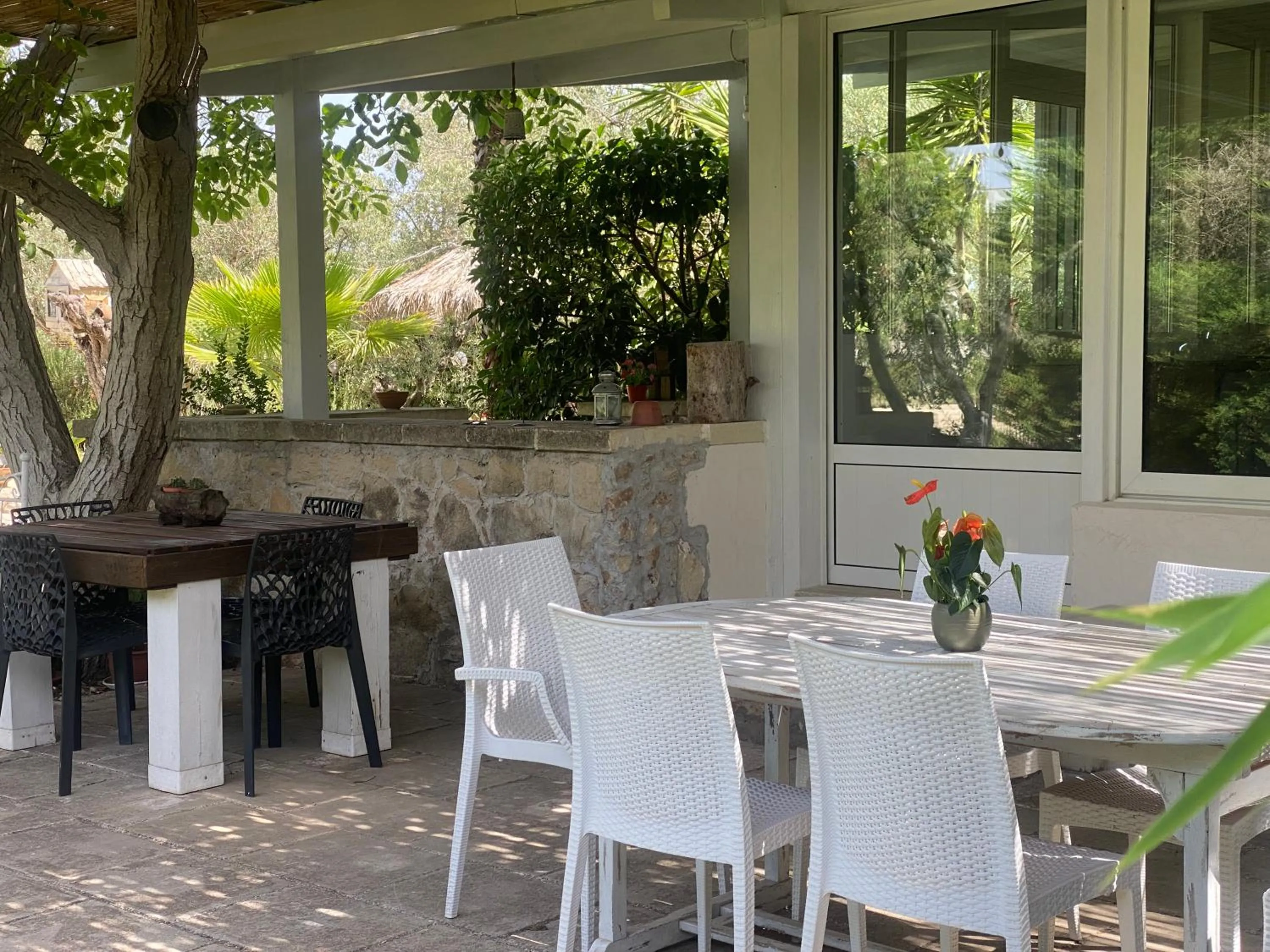 Patio in B&B Tenuta la Cornula