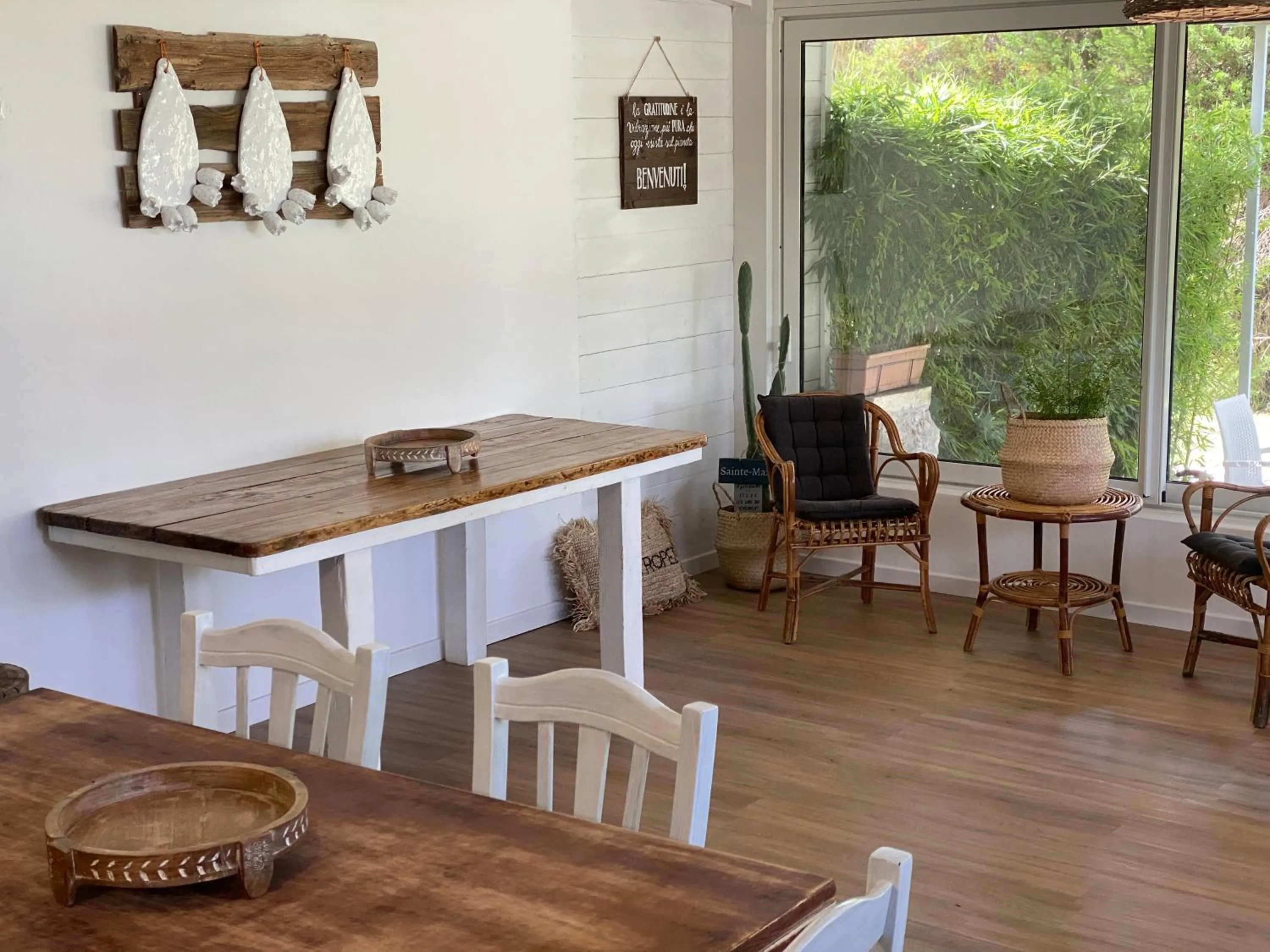 Dining area in B&B Tenuta la Cornula