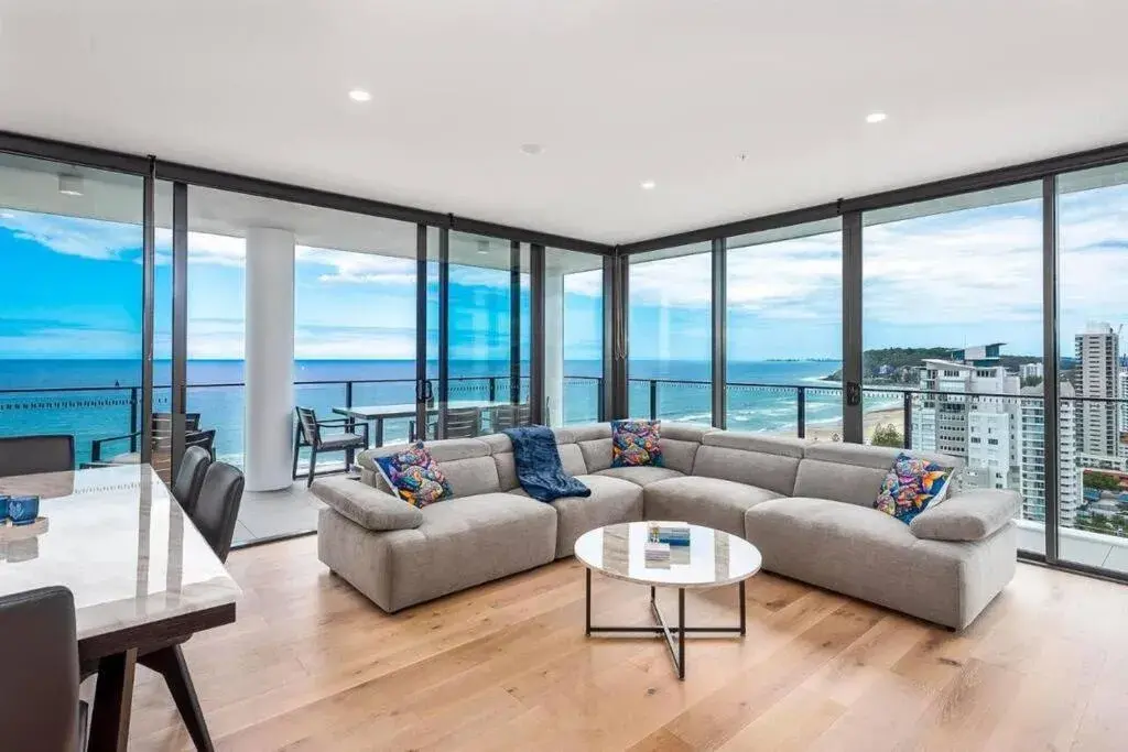 Luxury 3 Bedroom High Floor Ocean View Apartment Luxury 3 Bedroom High Floor Ocean View Apartment