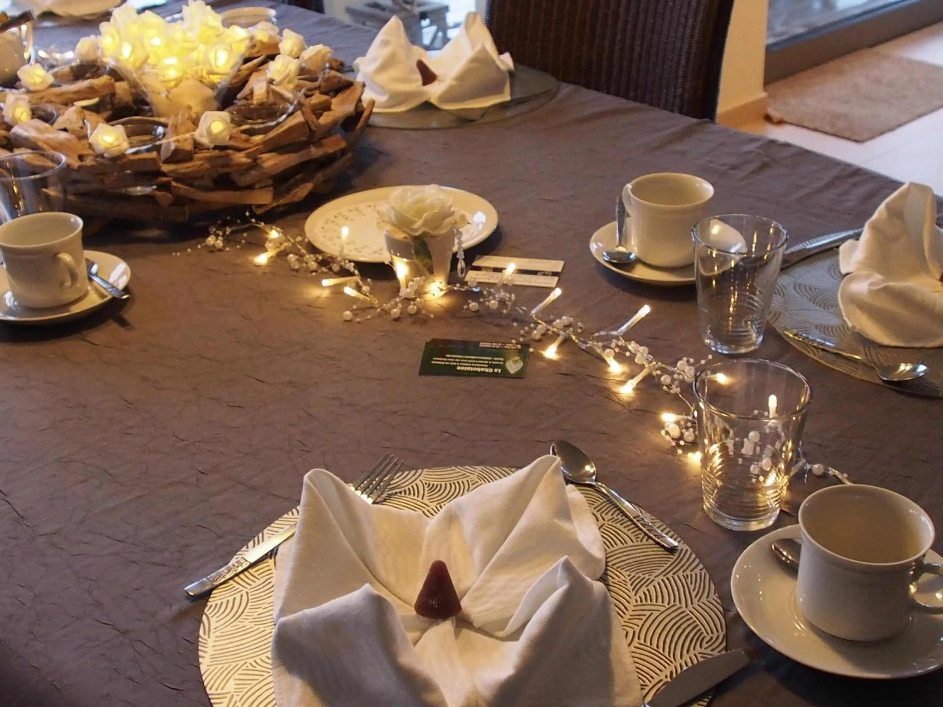 Dining area in B&B La Chabetaine