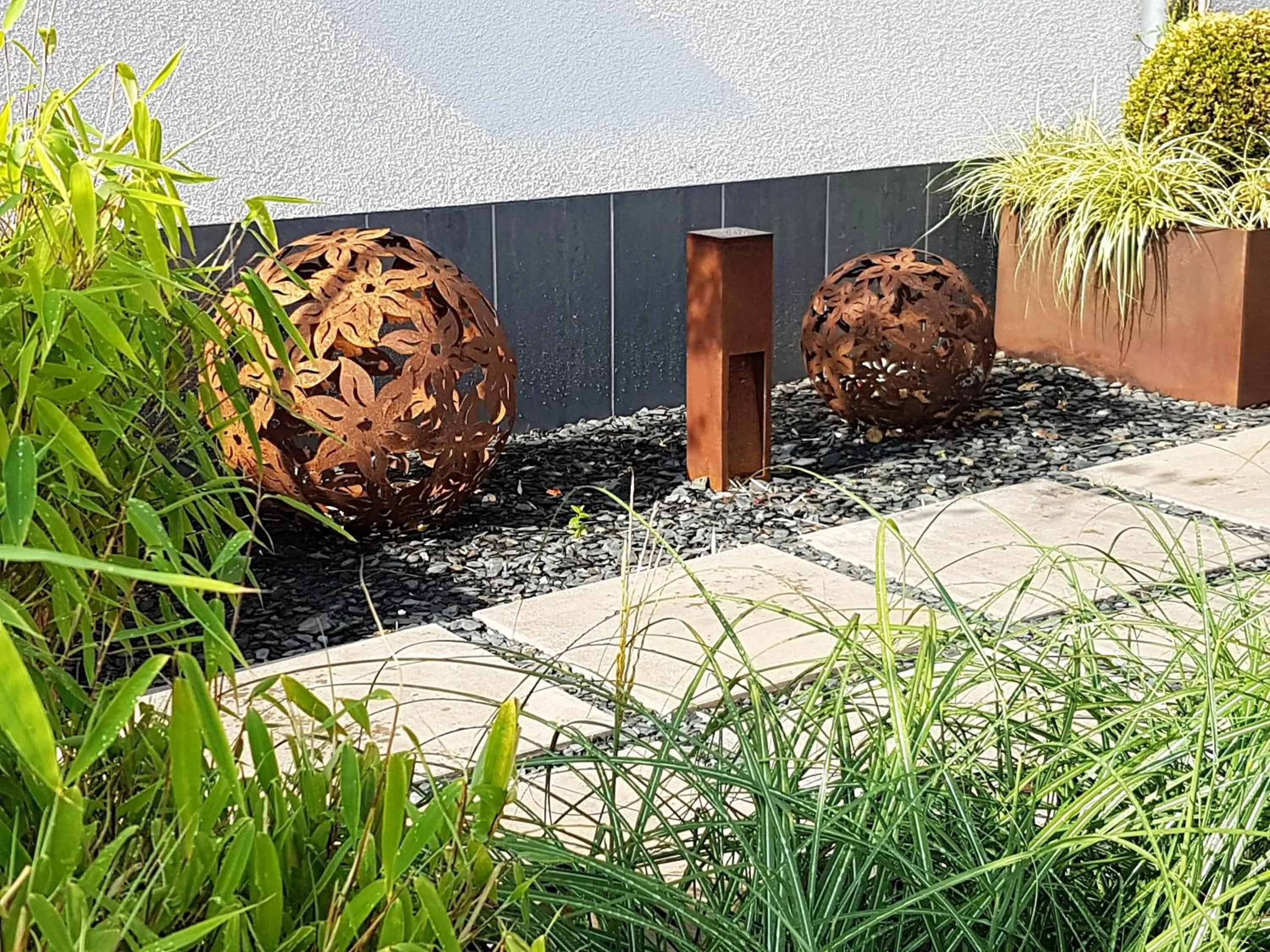 Facade/entrance in B&B La Chabetaine