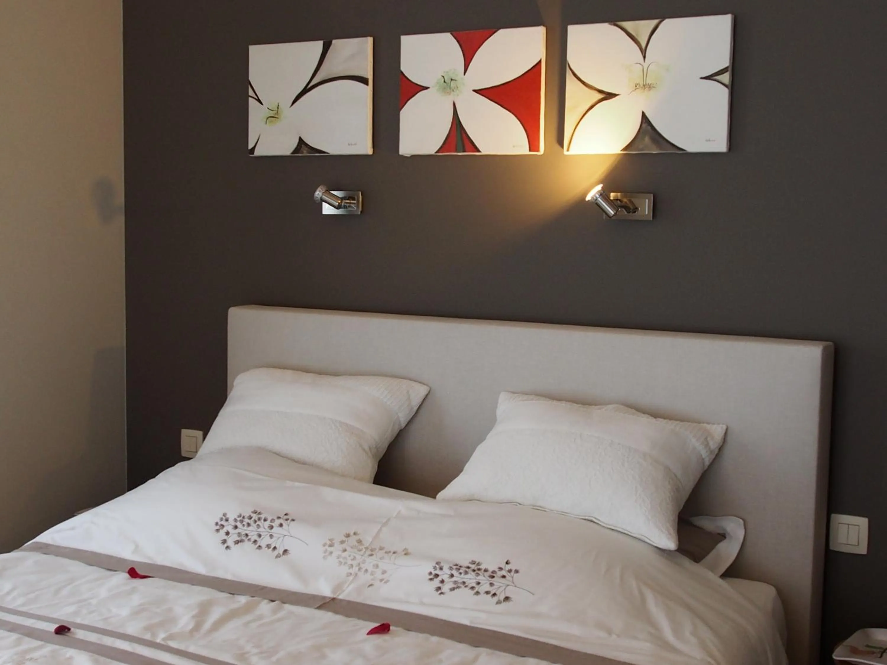 Bed in B&B La Chabetaine